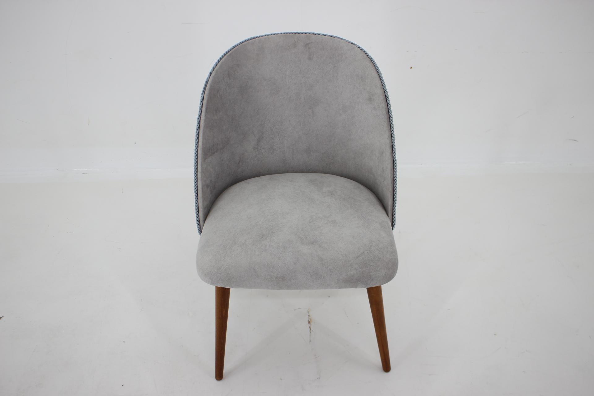 1960s Restored Side or Desk Lounge Chair, Czechoslovakia For Sale 5