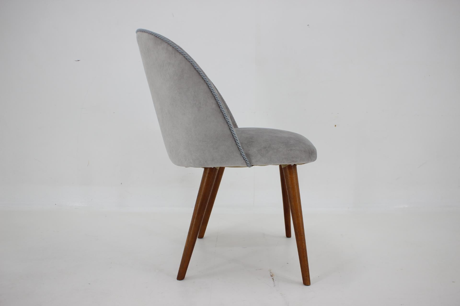 1960s Restored Side or Desk Lounge Chair, Czechoslovakia For Sale 7