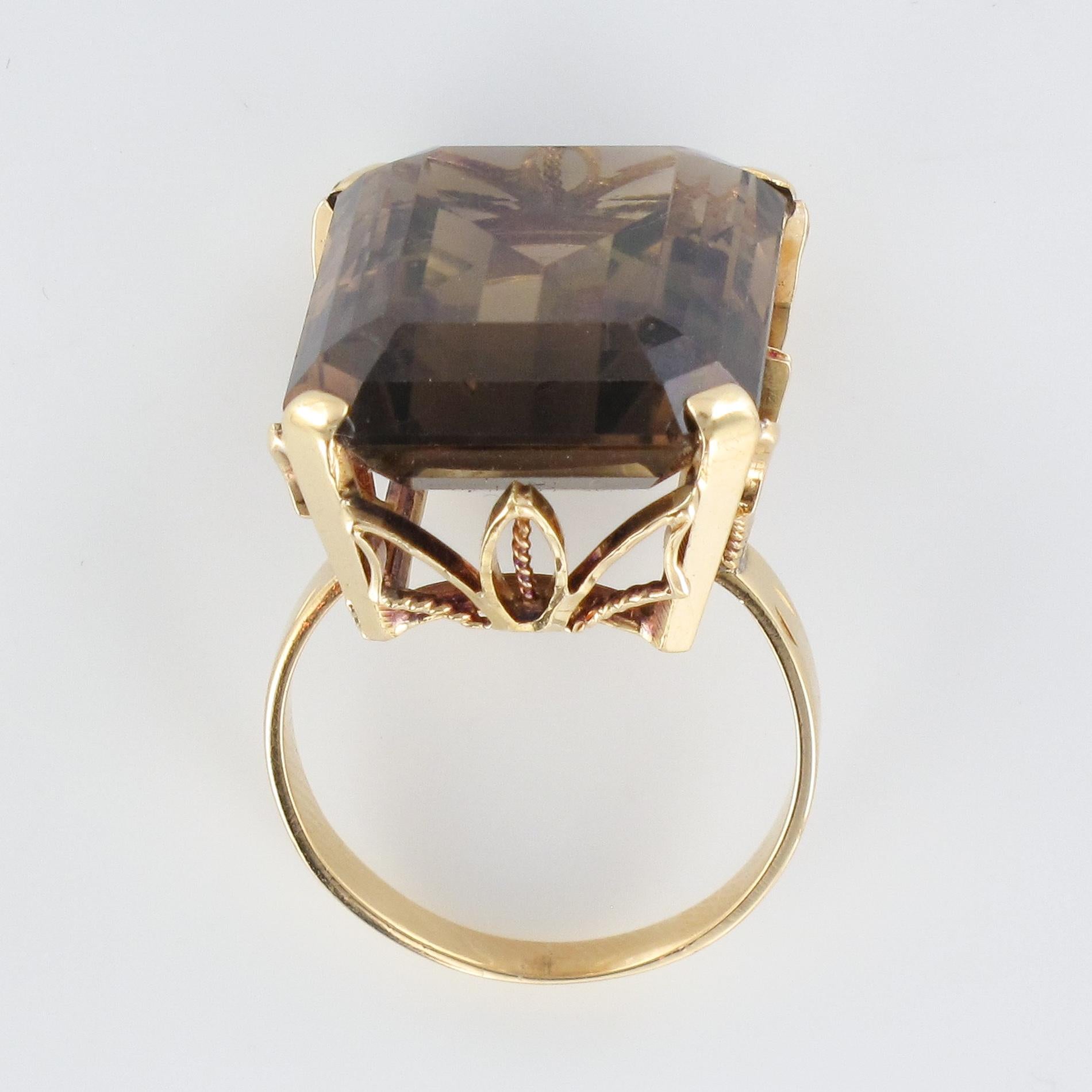 1960s Retro 14 Carat Smoky Quartz Yellow Gold Ring 7