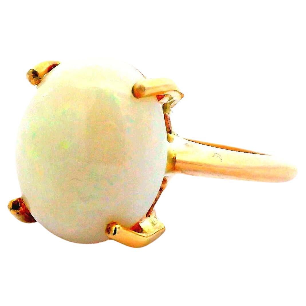 1960s Retro 14k Yellow Gold Opal Ring