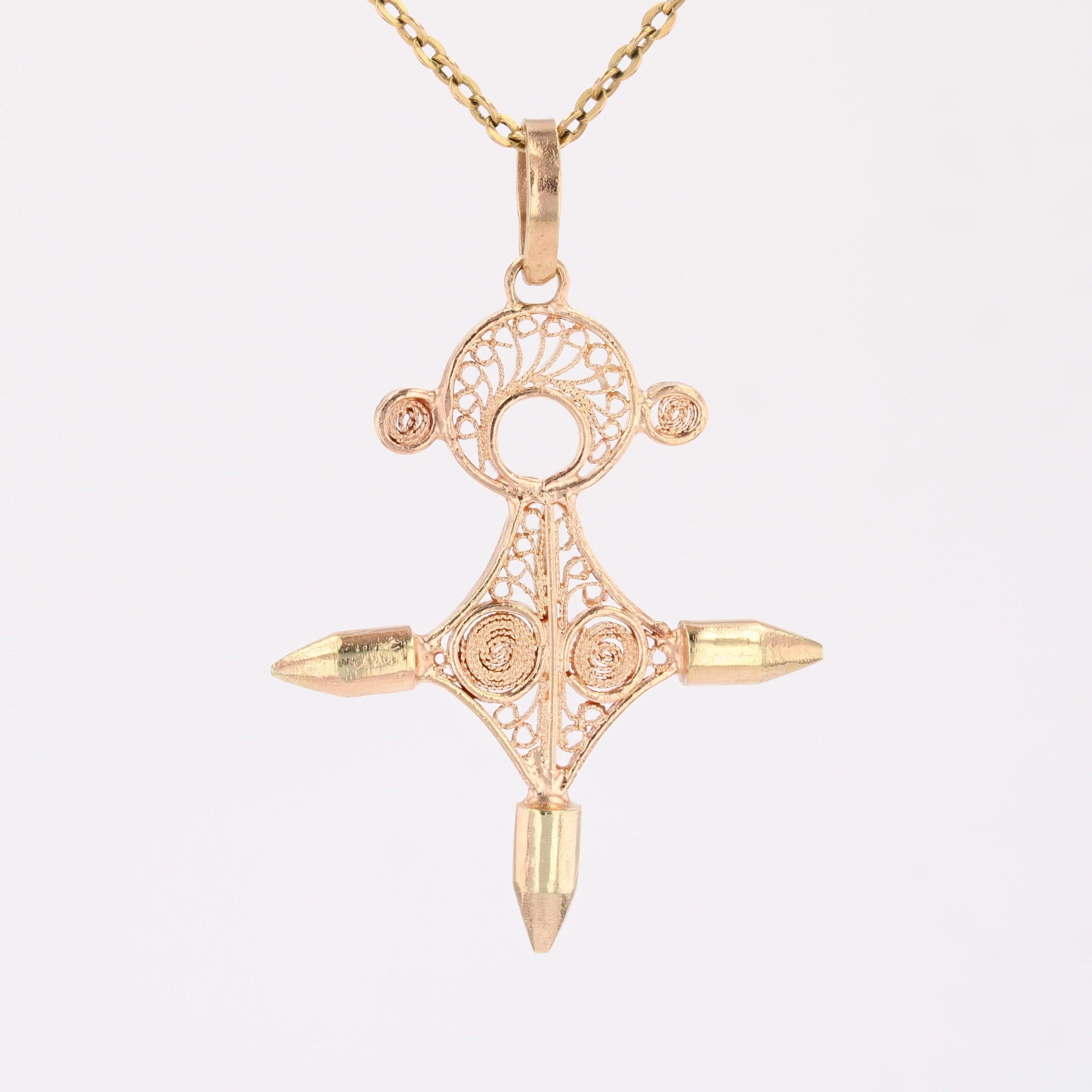 Ciondolo a croce Agadez in oro rosa 18 carati retrò degli anni '60 in vendita 3