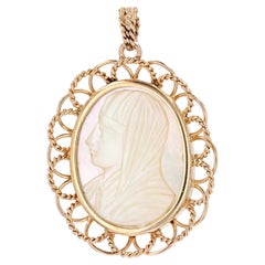1960s Retro 18 Karat Rose Gold Mother of Pearl Virgin Mary Medal