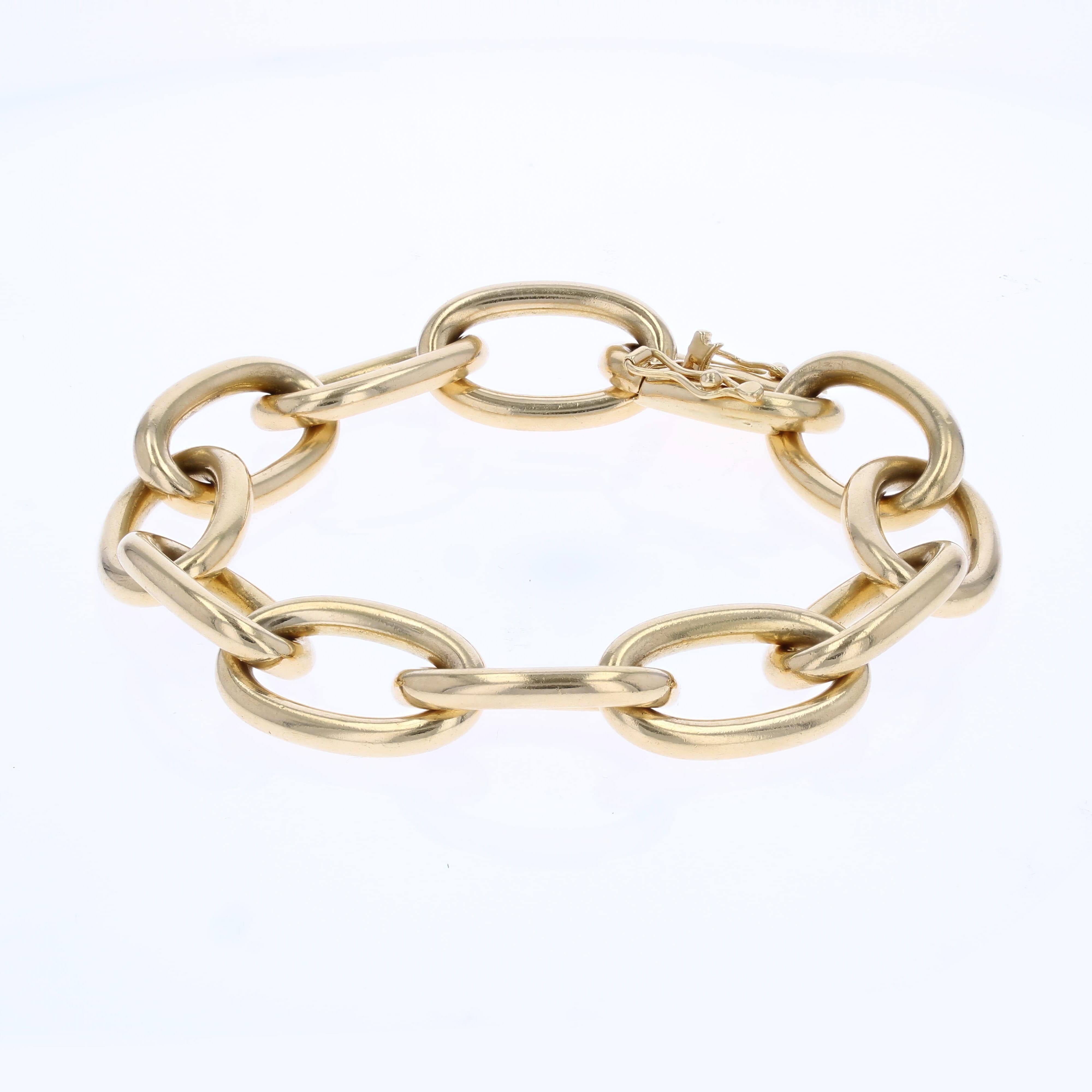 1960s Retro 18 Karat Yellow Gold Convict Mesh Bracelet For Sale 1