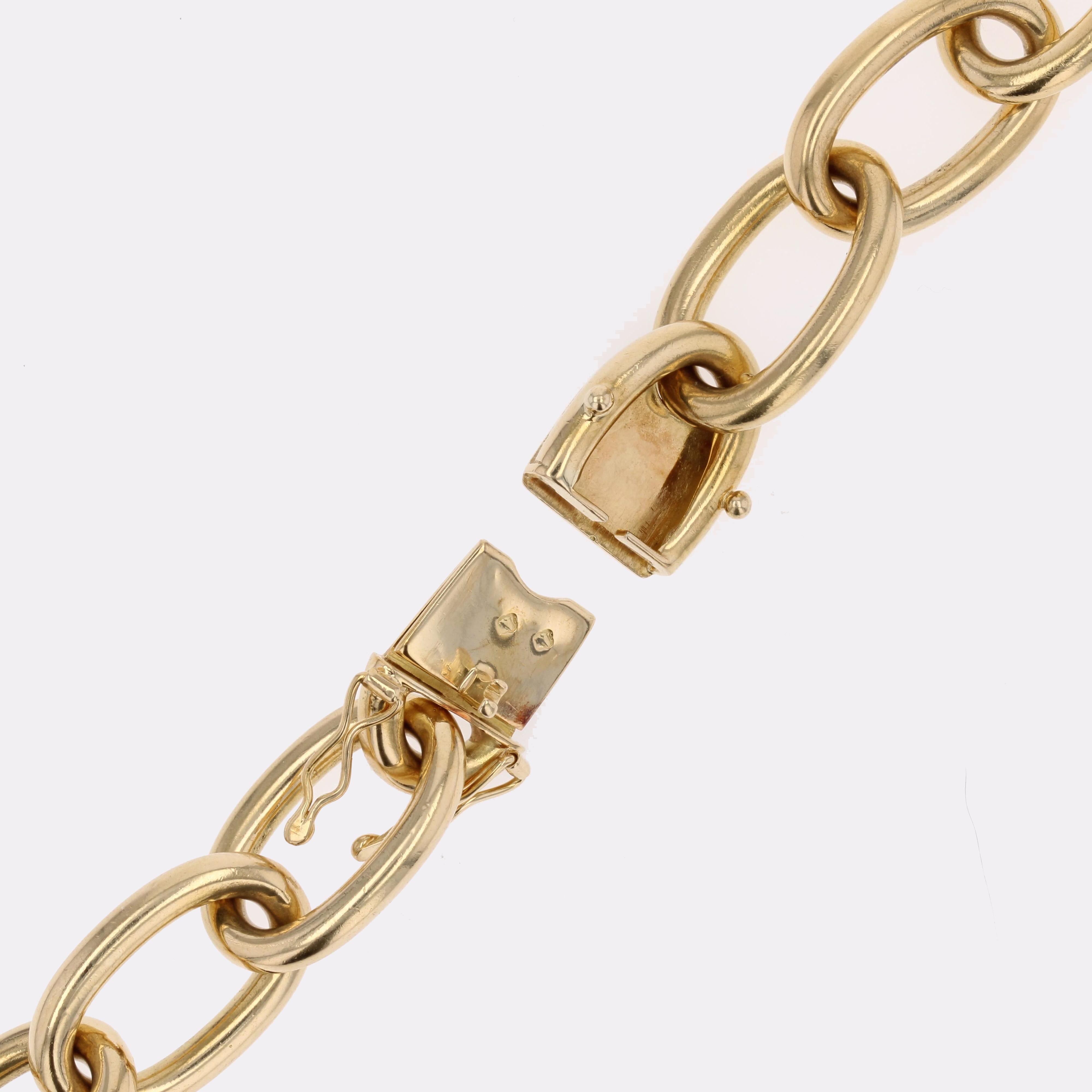 1960s Retro 18 Karat Yellow Gold Convict Mesh Bracelet For Sale 3