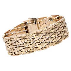 1960s Retro 18 Karat Yellow Gold Flowers Ribbon Bracelet