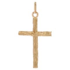 1960s Retro 18 Karat Yellow Gold Textured Cross Pendant