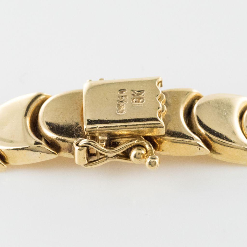 1960s Retro 18 Karat Yellow Gold Articulated Scale Necklace 2