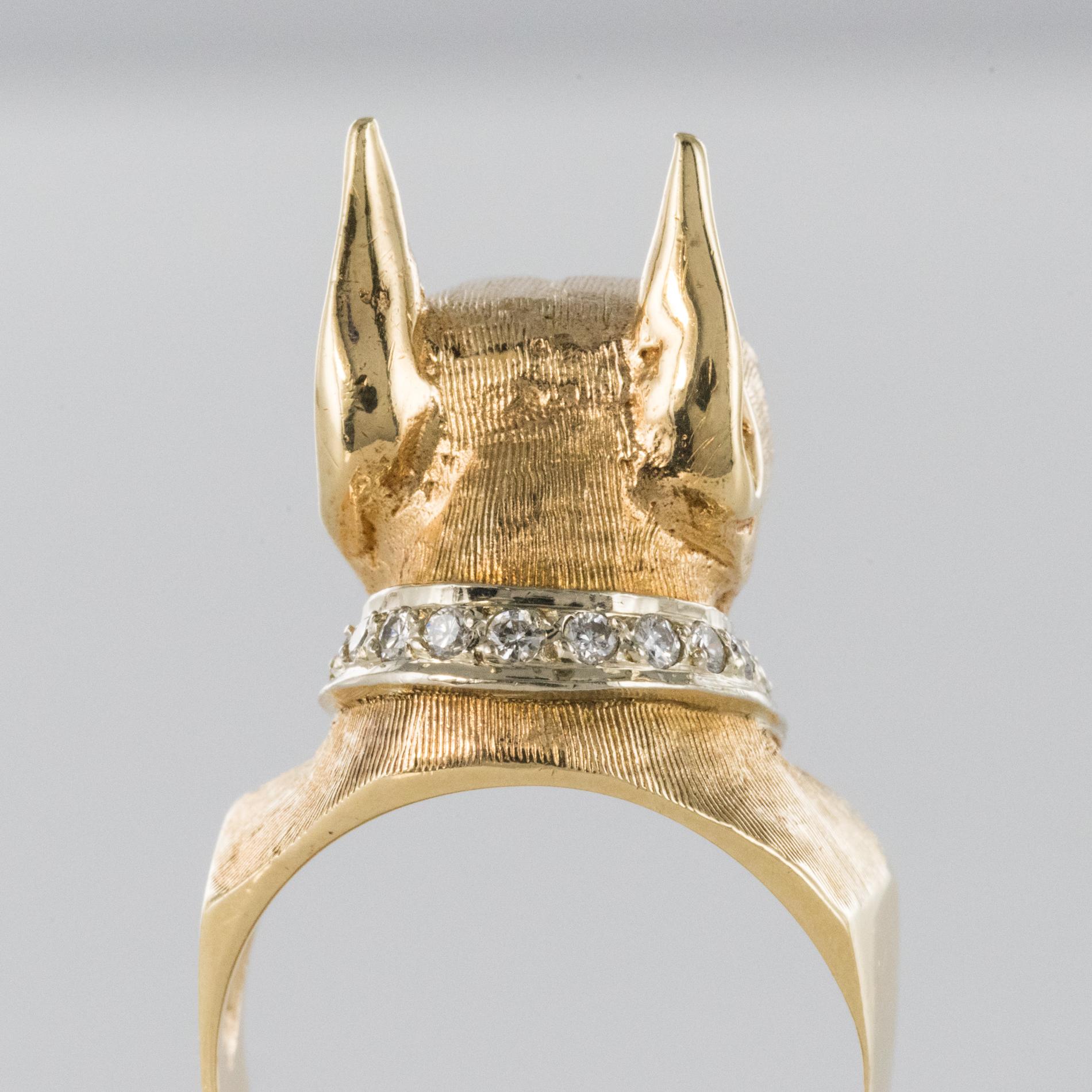 1960s Diamonds 14 Karat Yellow Gold Retro Dog-Shaped Ring For Sale 2