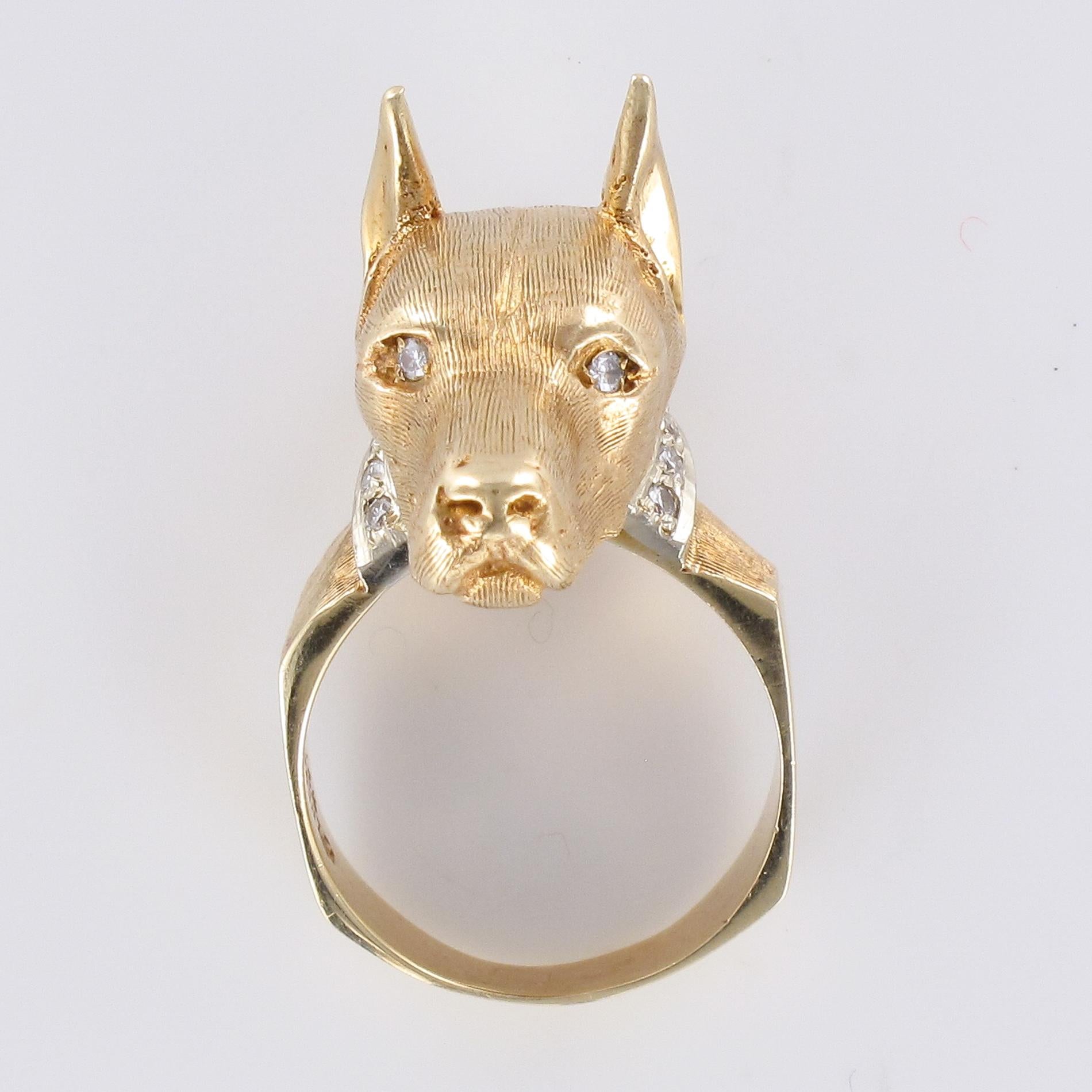 1960er Jahre Diamanten 14 Karat Gelbgold Retro-Ring in Hundeform im Angebot 11