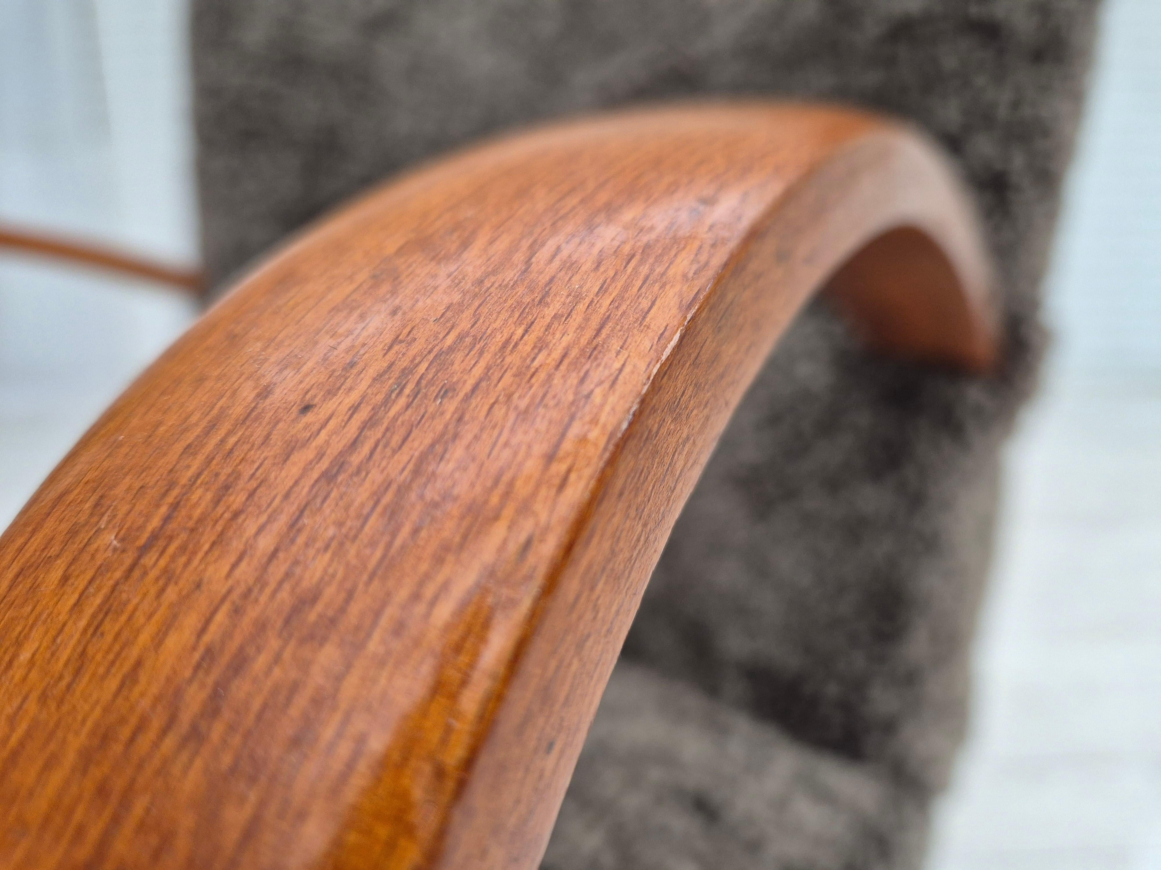 1960s, reupholstered Danish art deco armchair, genuine New Zealand sheepskin. For Sale 5