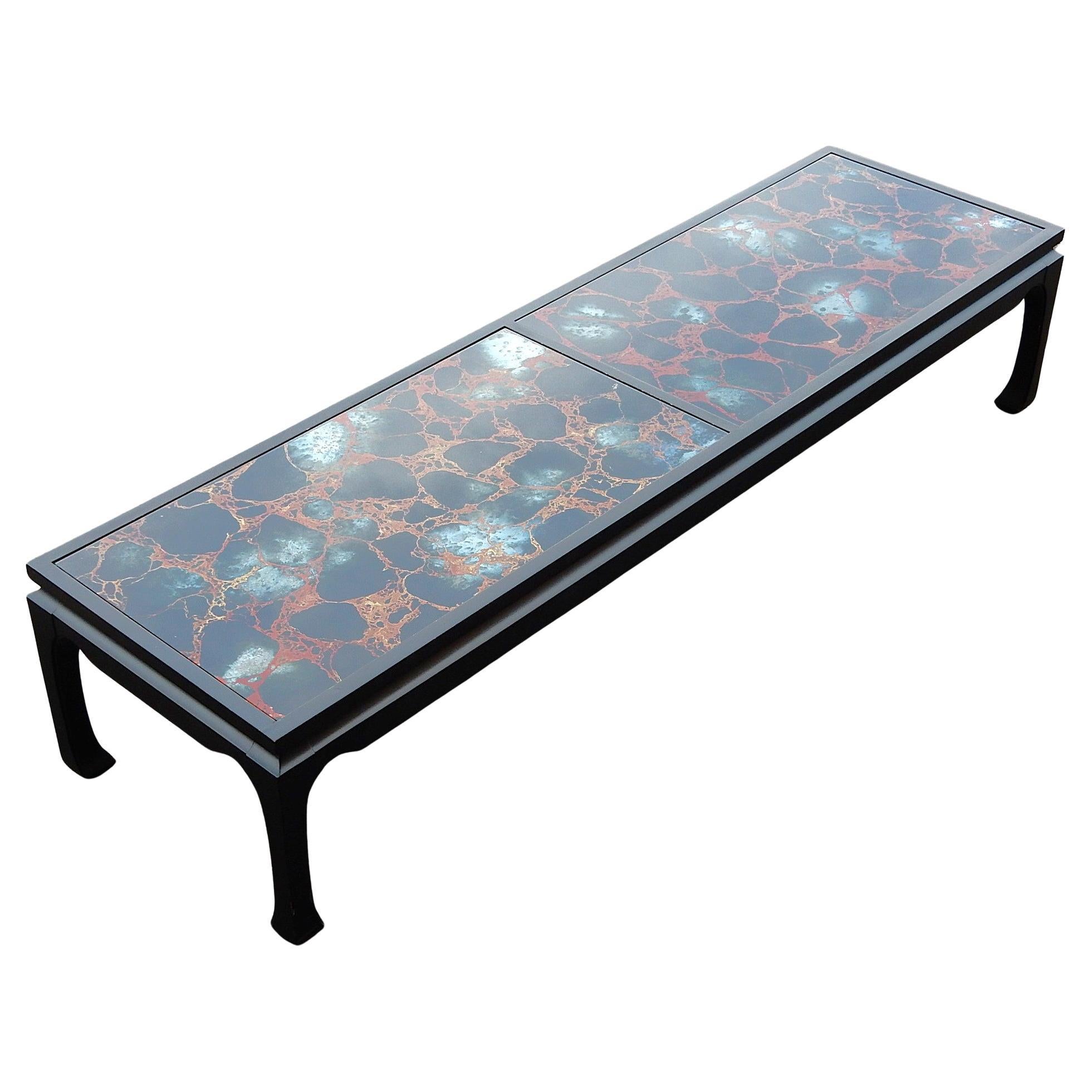 Table basse Ming à plateau de verre peint à l'envers, années 1960 Bon état - En vente à Las Vegas, NV
