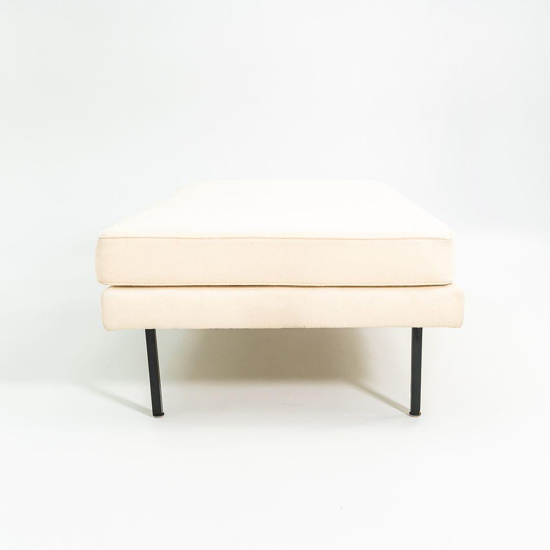 Mid-20th Century 1960s Richard Schultz Daybed Lounge w/ Cream Hopsack Upholstery and Metal Legs For Sale