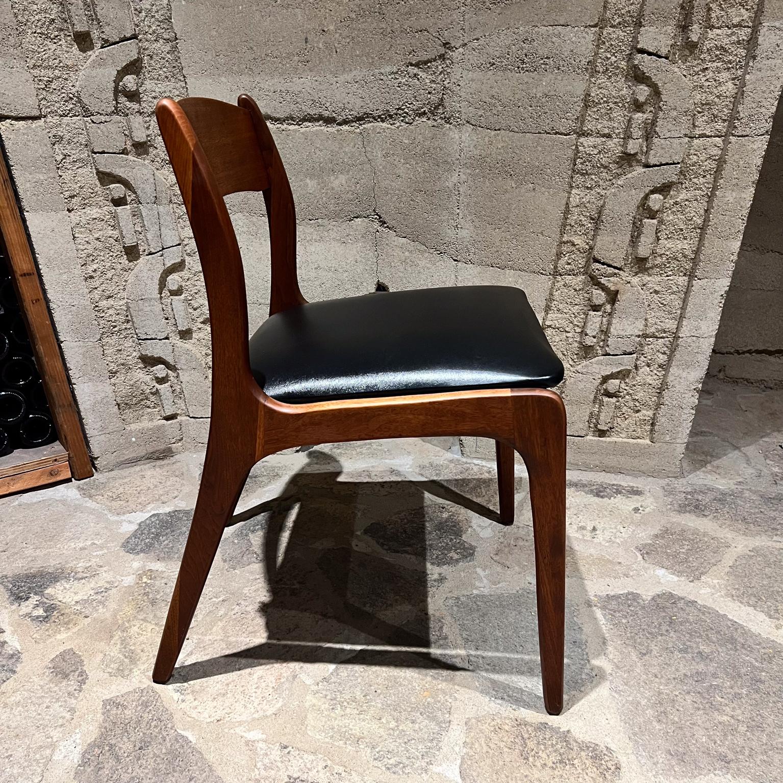 1960s Richbilt Mfg Danish Modern Dining Chairs Style Johannes Andersen For Sale 4