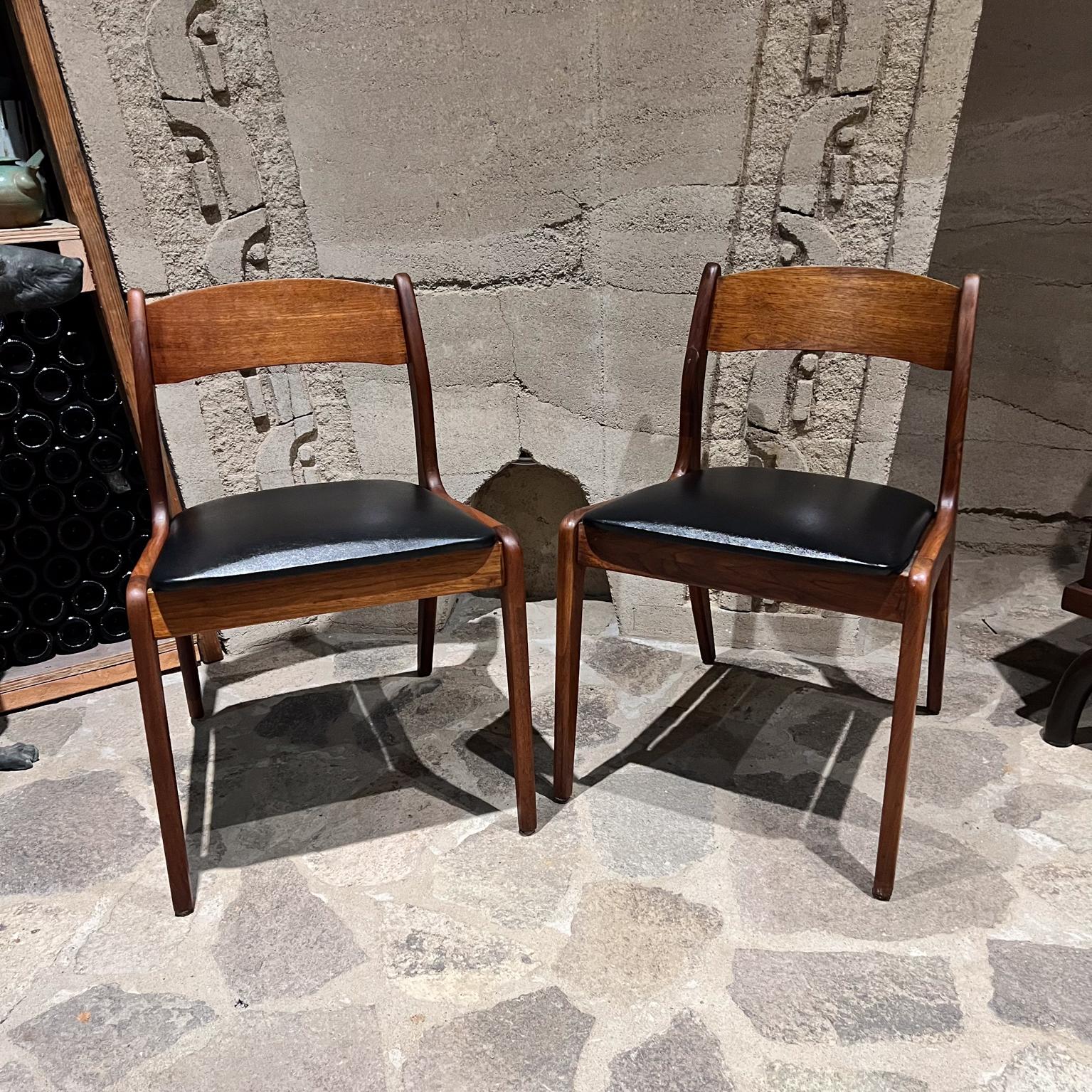 1960s Richbilt Mfg Danish Modern Dining Chairs Style Johannes Andersen In Good Condition For Sale In Chula Vista, CA