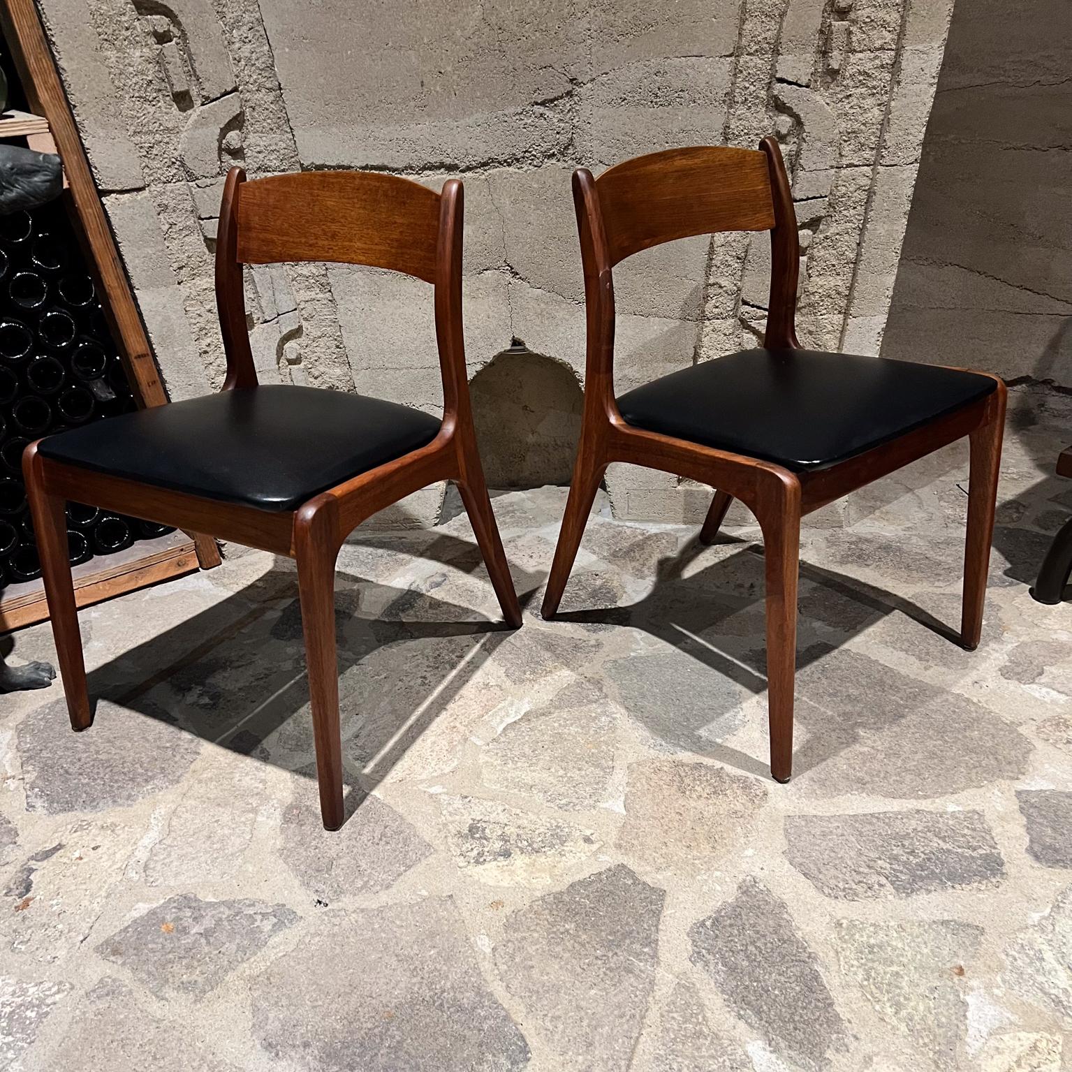 Faux Leather 1960s Richbilt Mfg Danish Modern Dining Chairs Style Johannes Andersen For Sale