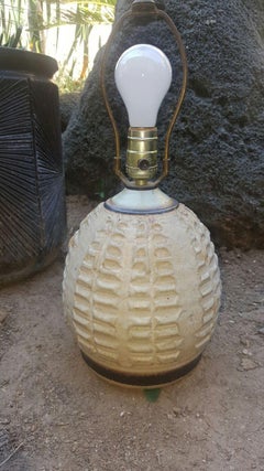 1960s Ridged Ladder Table Lamp Studio Pottery in the Manner of Bob Kinzie