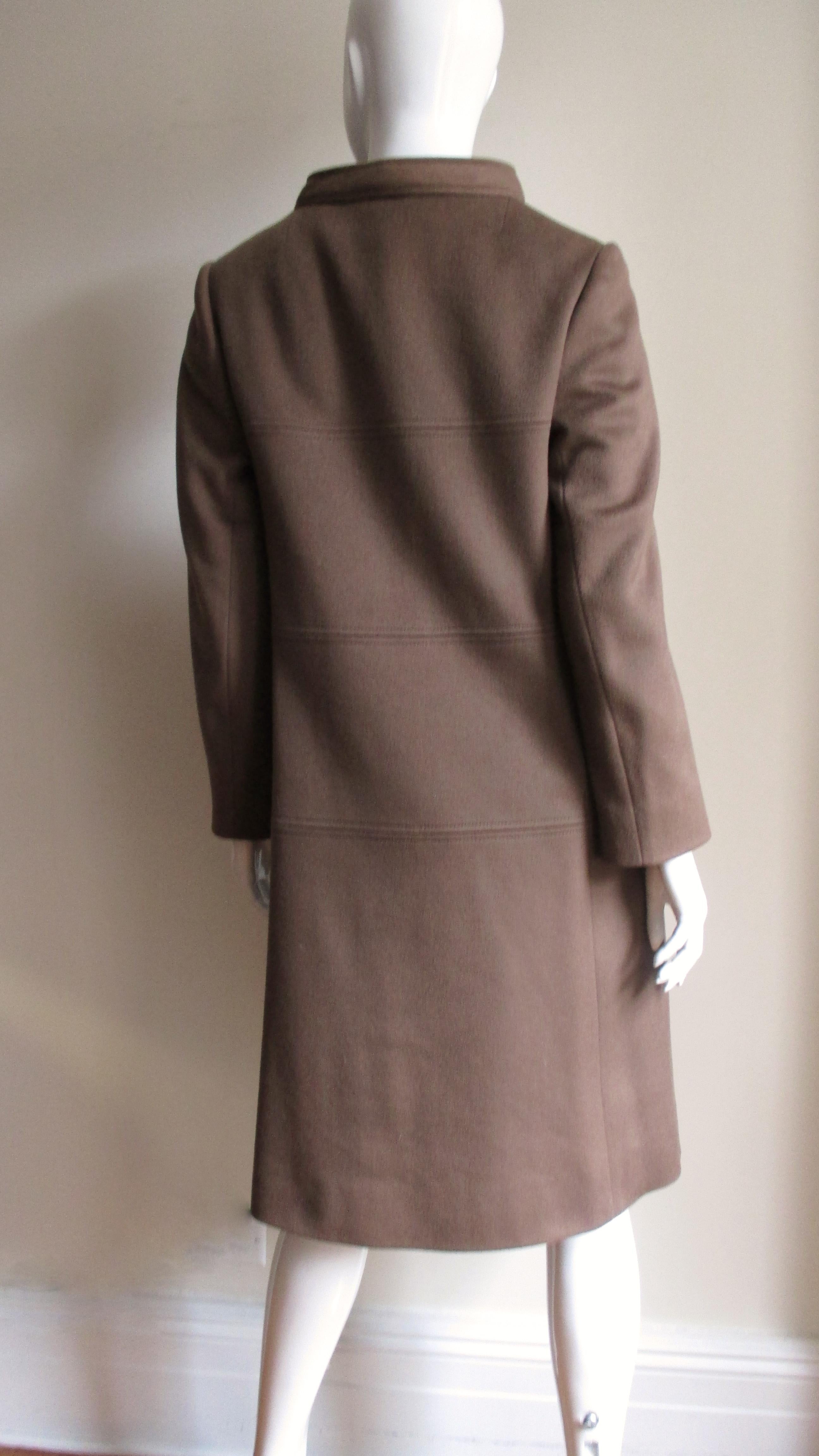 Rikes 1960s Cashmere Dress and Coat with Geometric Seams  For Sale 2