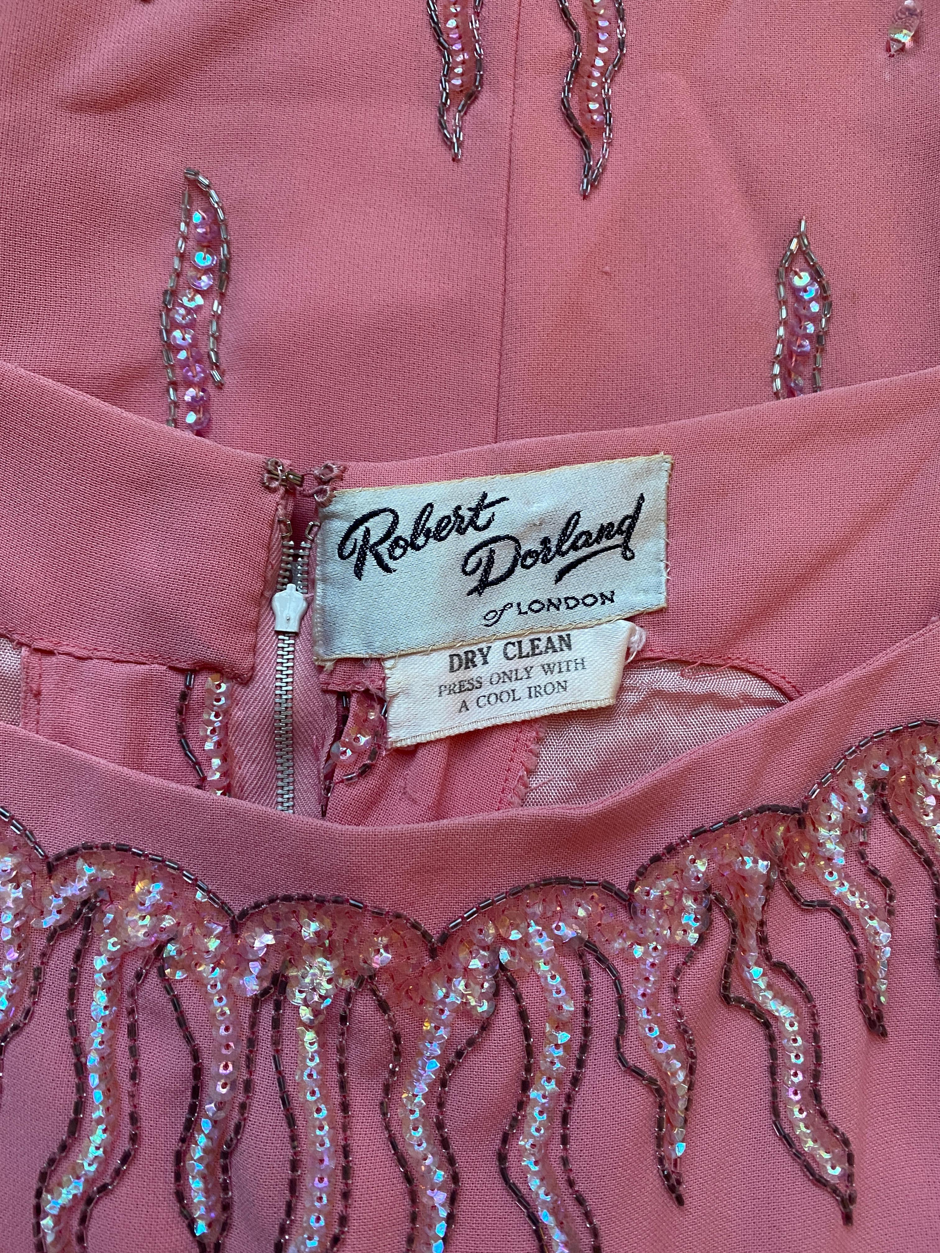Robert Dorland - Robe courte rose à paillettes et perles des années 1960 en vente 1