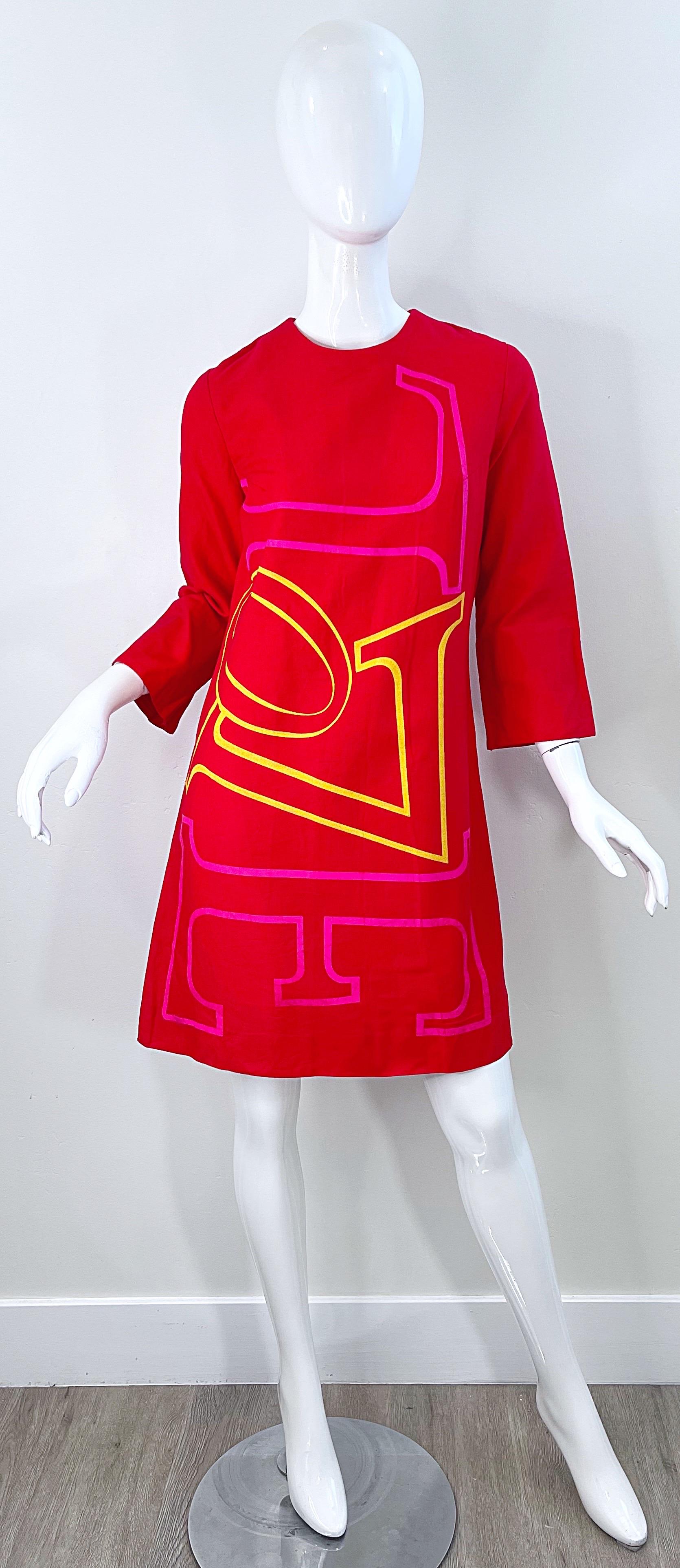 1960s Robert Indiana LOVE Hand Painted Cotton Red Vintage 60s Shift Dress For Sale 7
