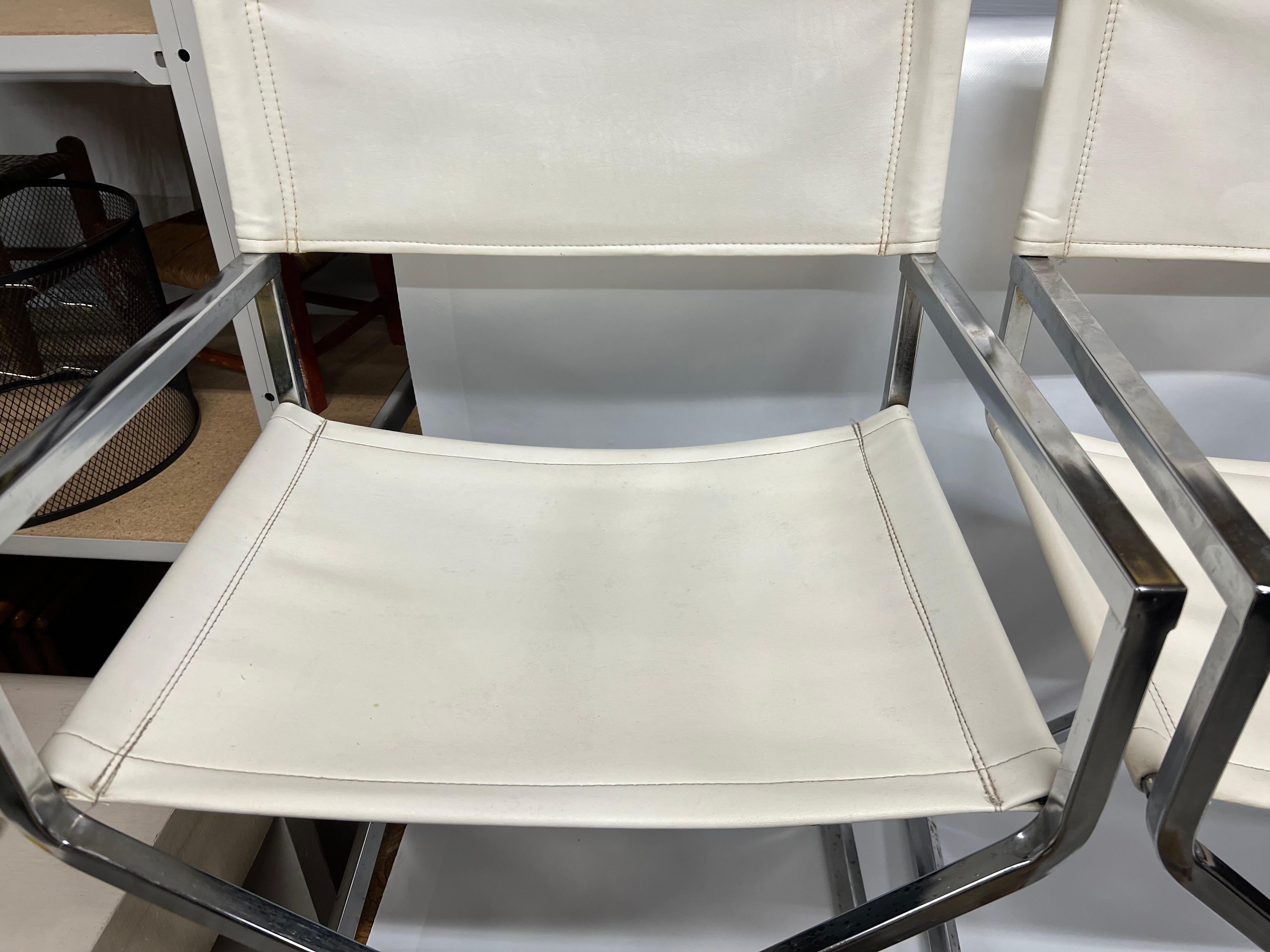 Robert Kjer Jakobsen & Virtue Bros Directors Chairs, Weiß Chrom, 1960er Jahre im Zustand „Gut“ im Angebot in Charleston, SC