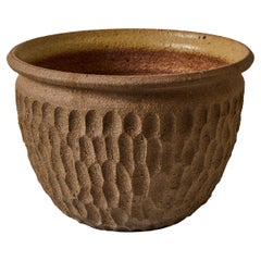 1960s Robert Maxwell Hand-Thrown 'Thumbprint' Stoneware Pot