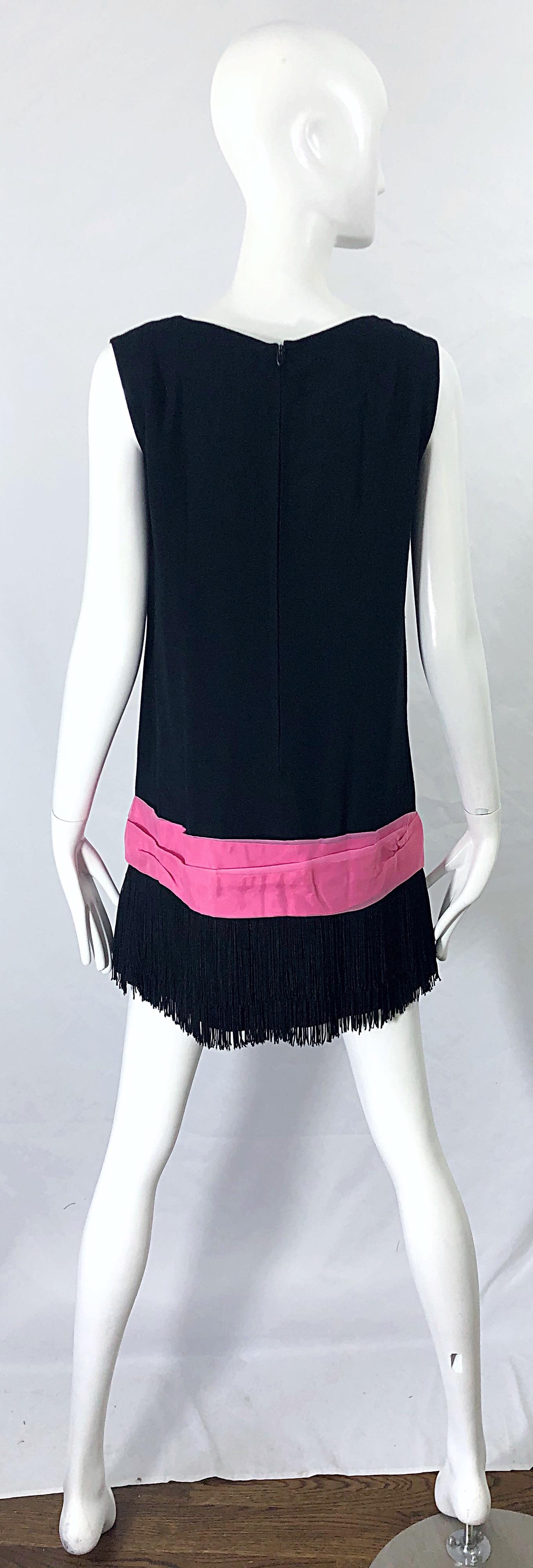 Women's 1960s Roberta Lynn Black Pink Silk and Linen Fringe Vintage 60s Mini Shift Dress