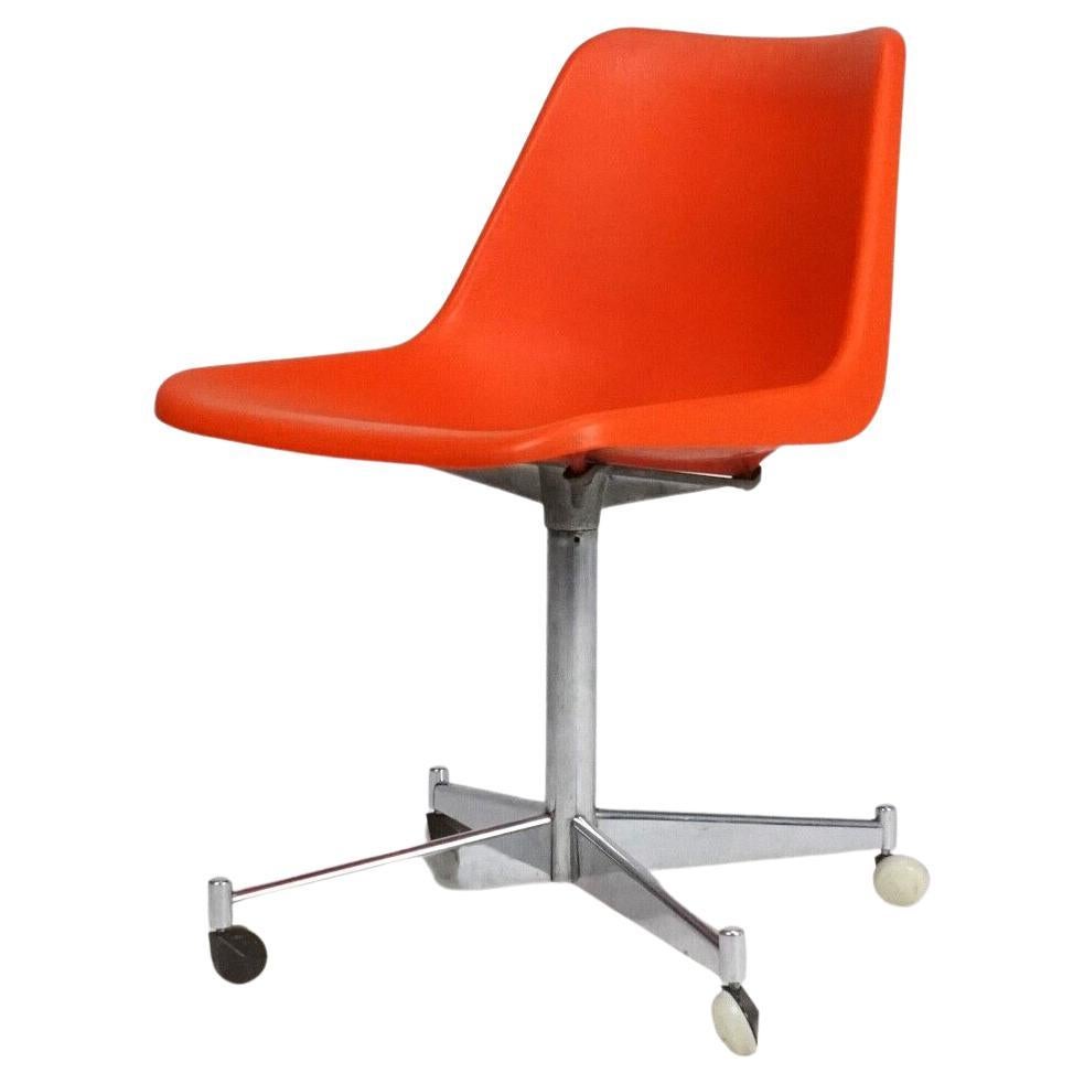 1960s Robin Day Swivel Chair by Hille