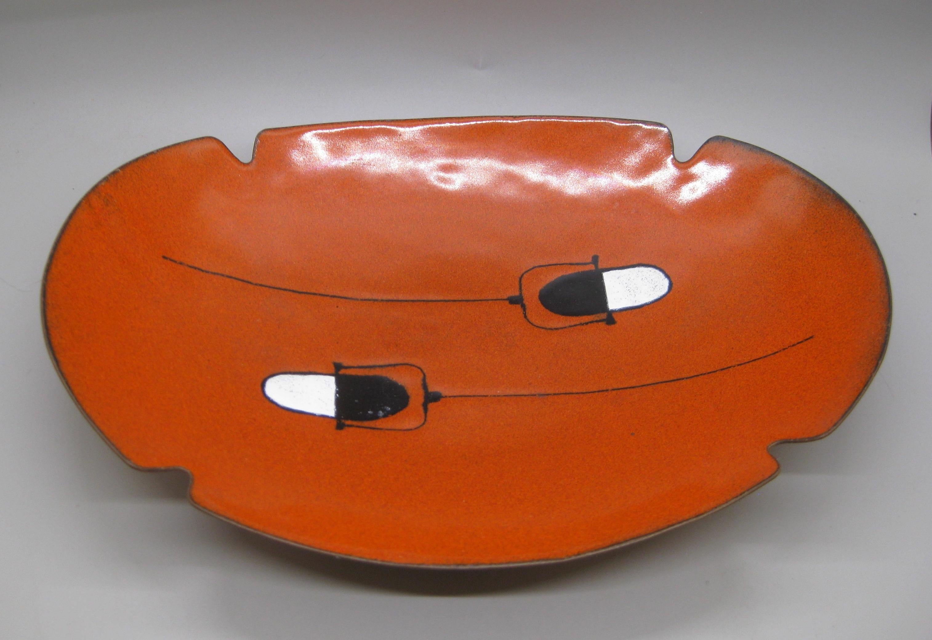 Wonderful vintage signed enamel on copper large abstract ashtray/dish dating from 1960's. Signed on the bottom with the initials 
