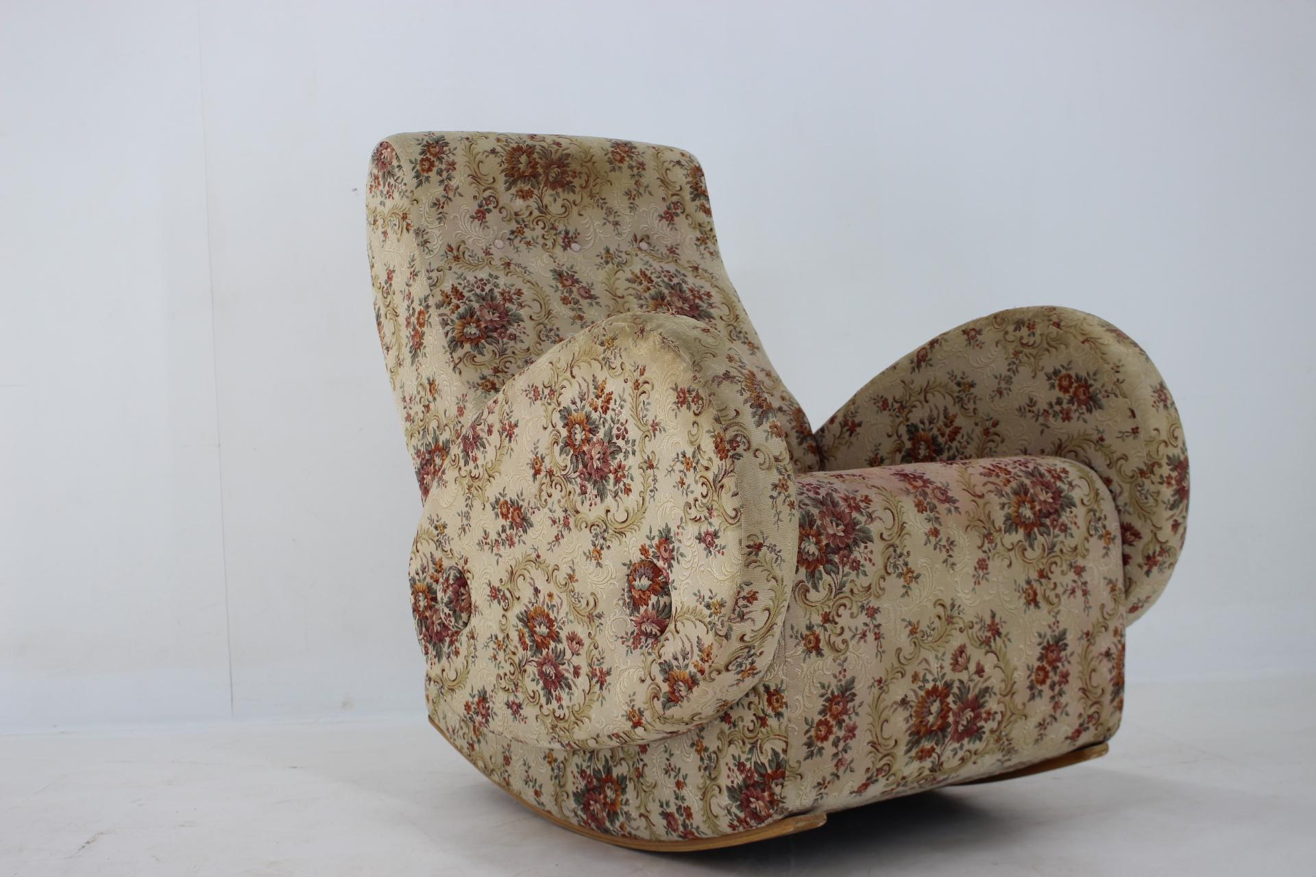Mid-Century Modern 1960s Rocking Chair, Czechoslovakia For Sale