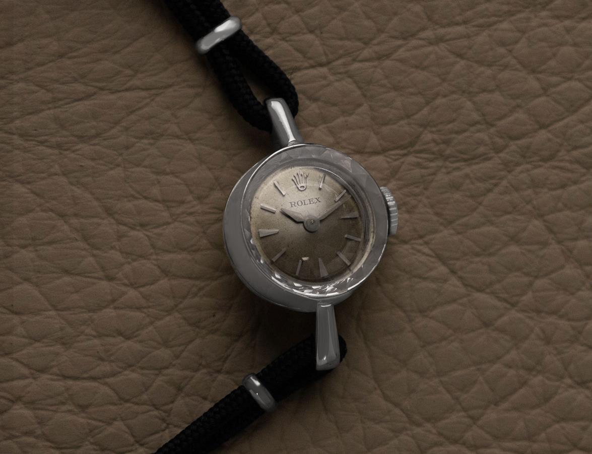 Rolex Dress Watch da donna del 1960, quadrante argento - oro bianco 14 carati in vendita 6