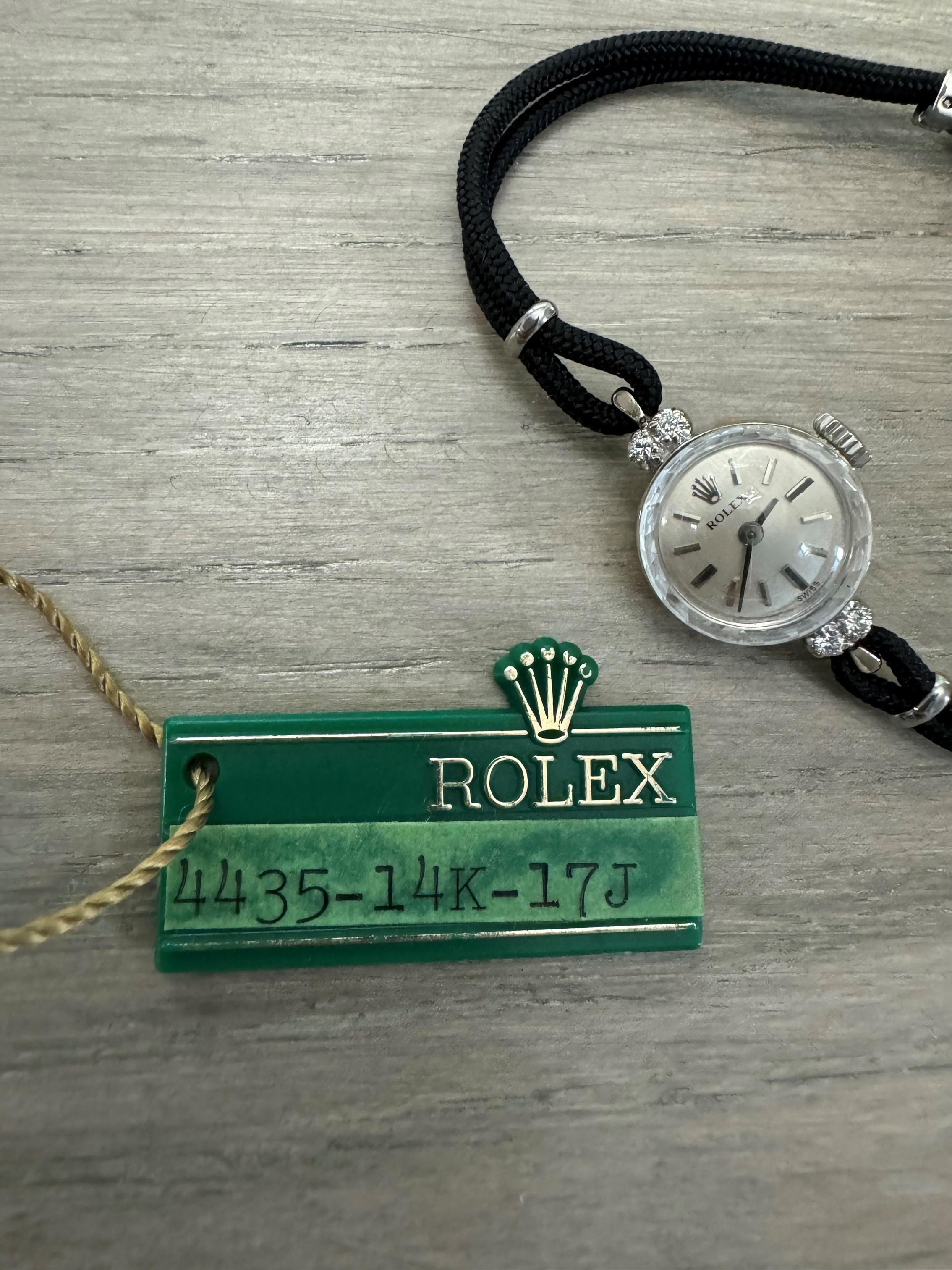 1960er Rolex Damen-Kleideruhr mit Original-Anhänger, silbernes Zifferblatt - 14K Weißgold im Angebot 7