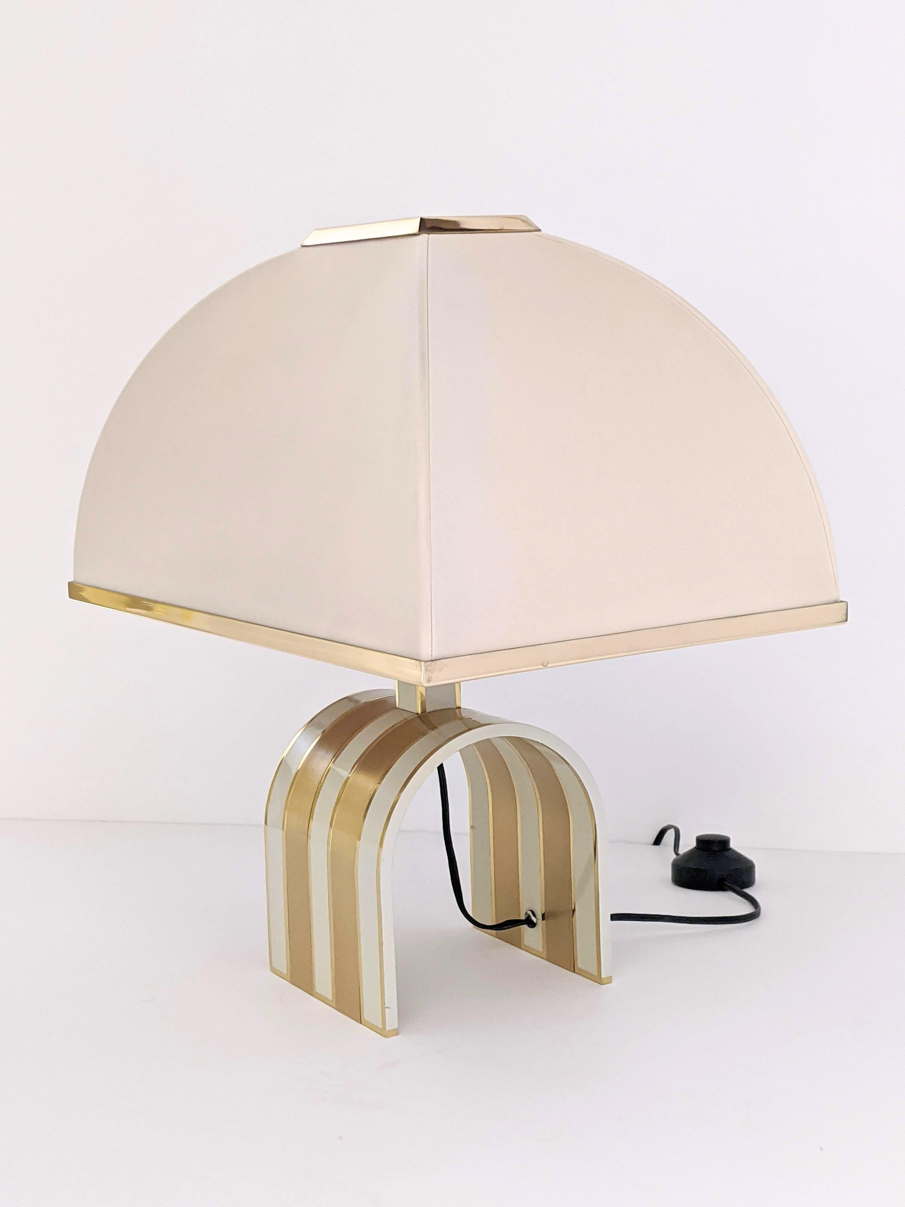 1960s Romeo Rega Solid Brass Table Lamp, Italia In Good Condition In St- Leonard, Quebec