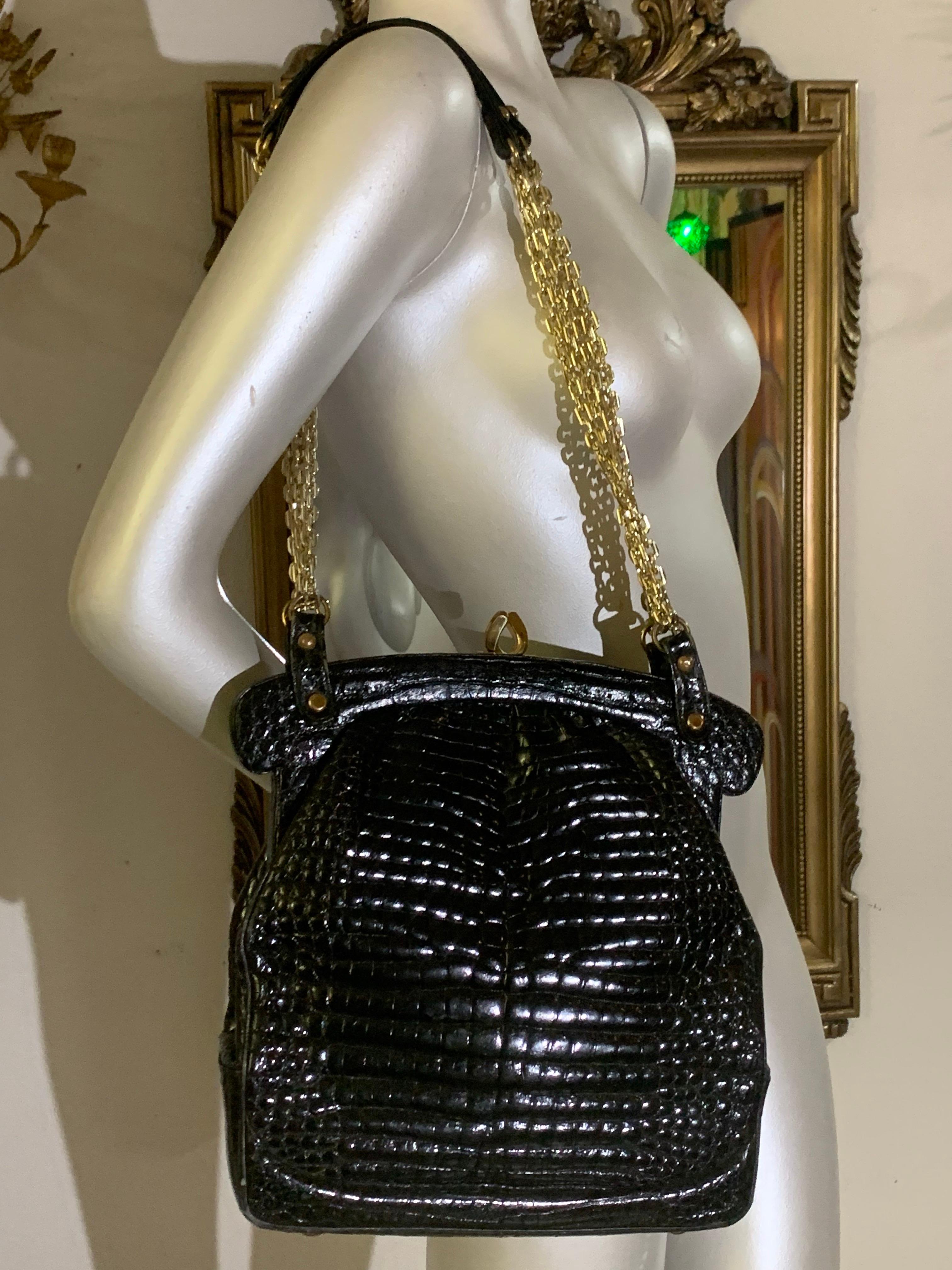 1960s Rosenfeld Black Center-Skin Crocodile Purse w Bowed Top Closure & Chain For Sale 13