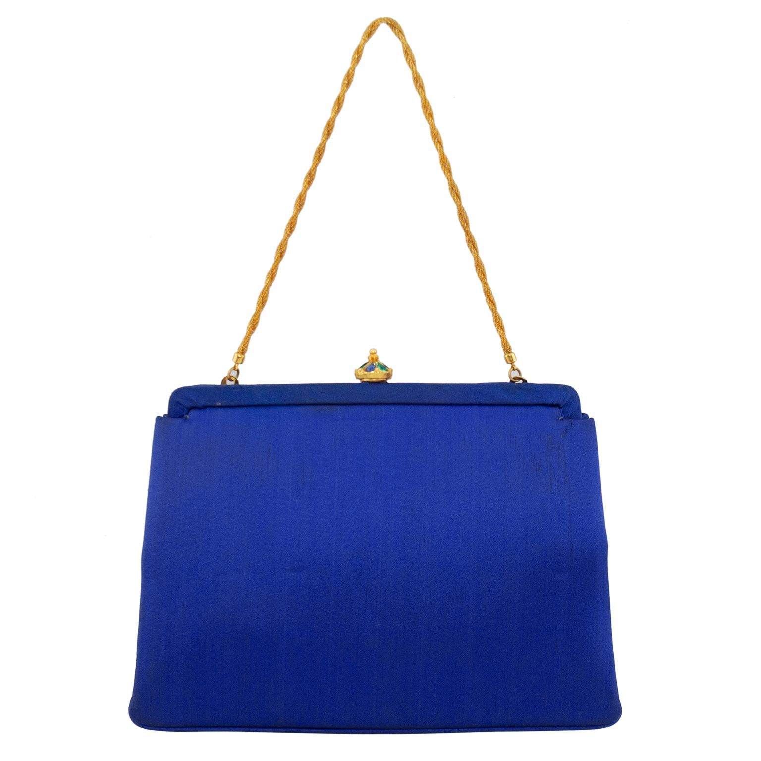 Bleu Rosenfeld, sac de soirée en satin bleu royal avec bijoux, années 1960 en vente