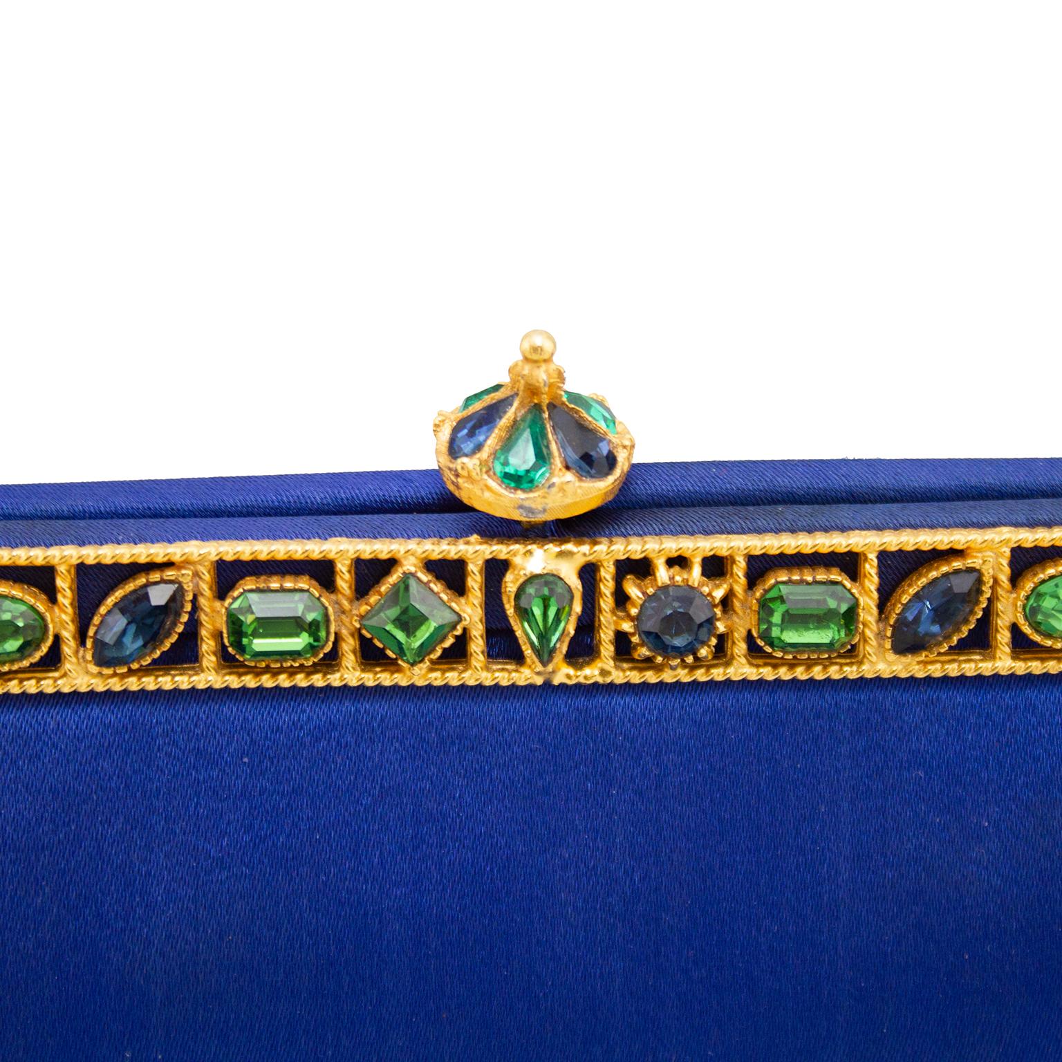 Rosenfeld, sac de soirée en satin bleu royal avec bijoux, années 1960 Bon état - En vente à Toronto, Ontario