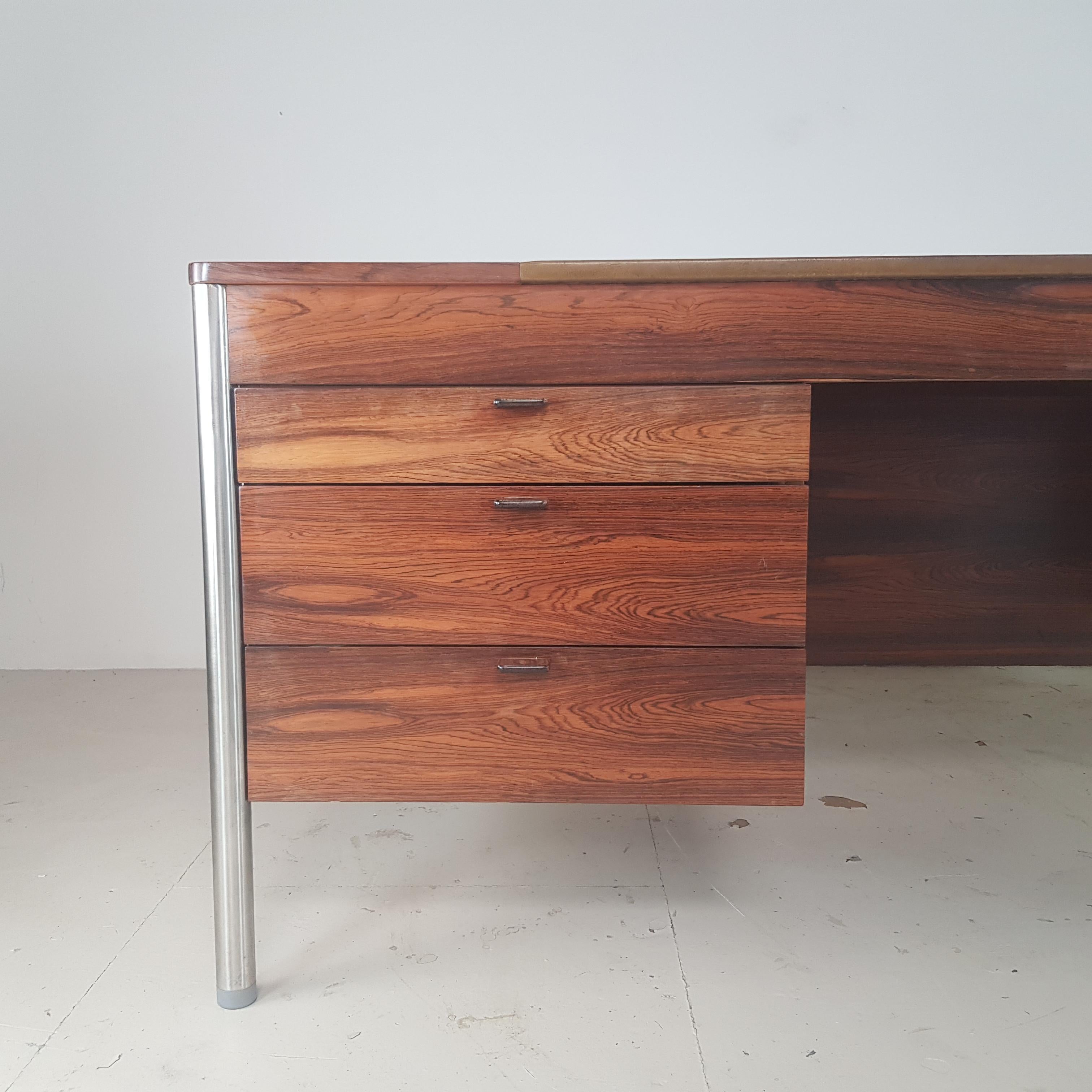 1960s Rosewood Desk by Robert Heritage for Archie Shine 2