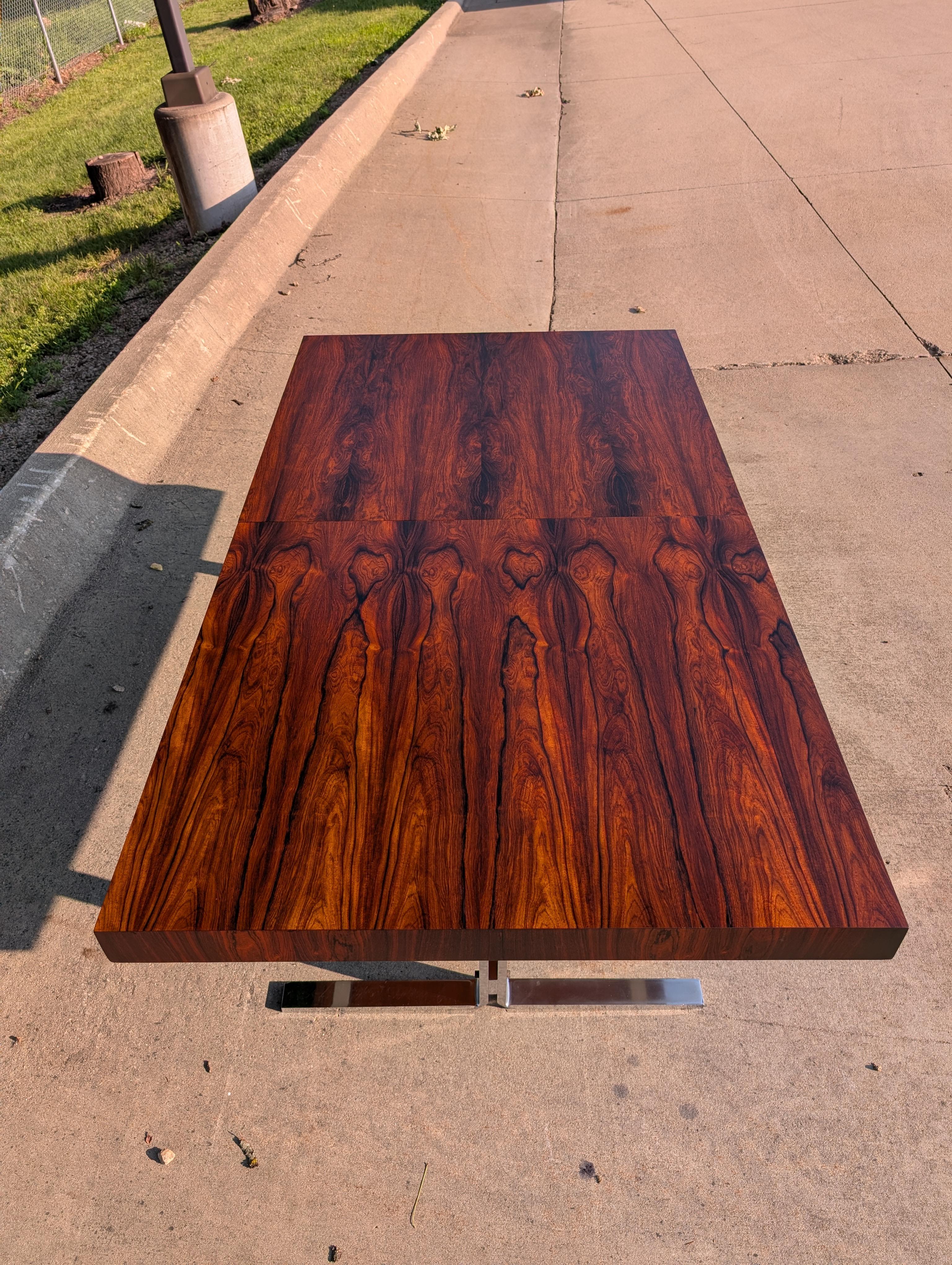 Danois Table de salle à manger en palissandre des années 1960 par Poul Norreklit pour Georg Petersens en vente