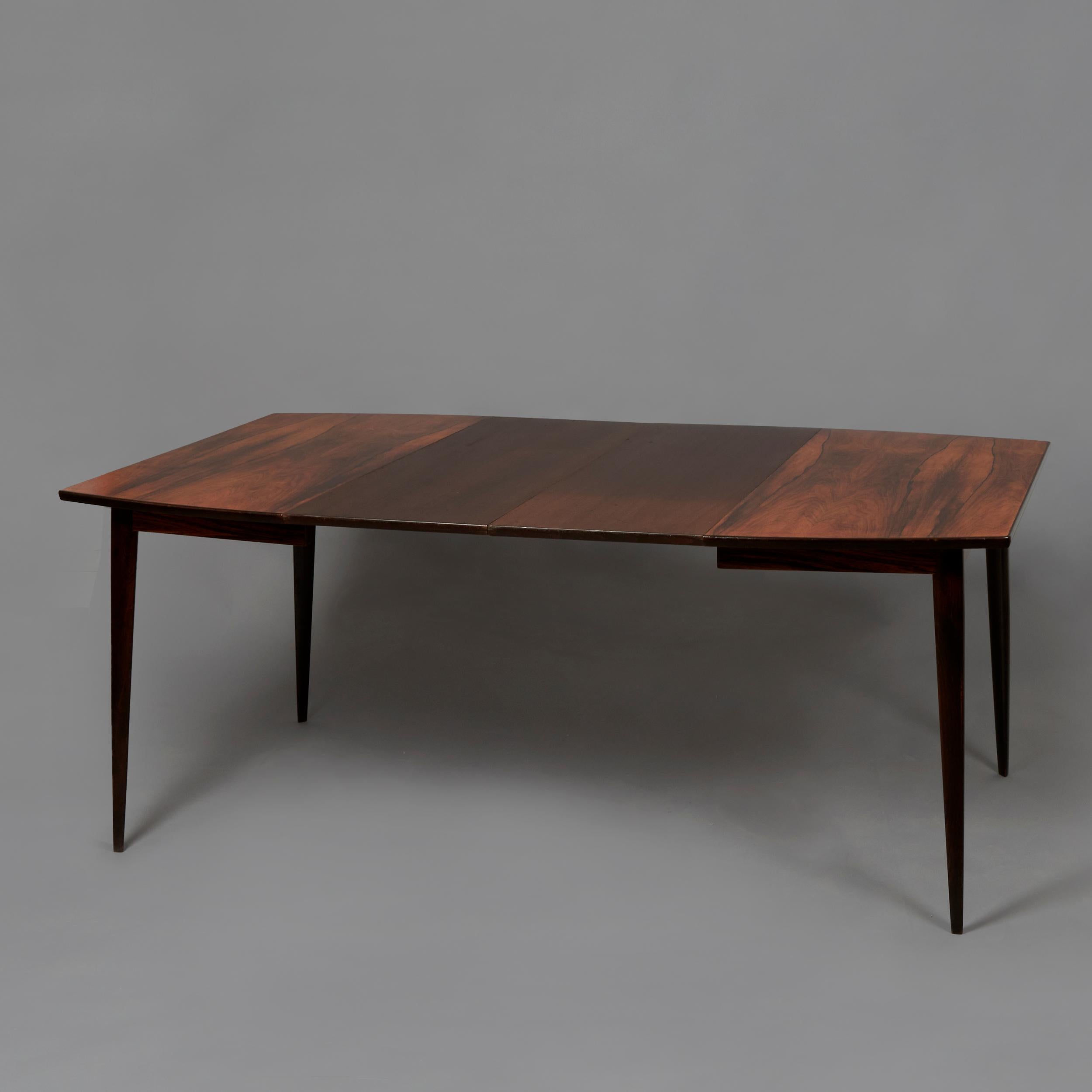 1960s, Rosewood Extensible Dining Table For Sale 2