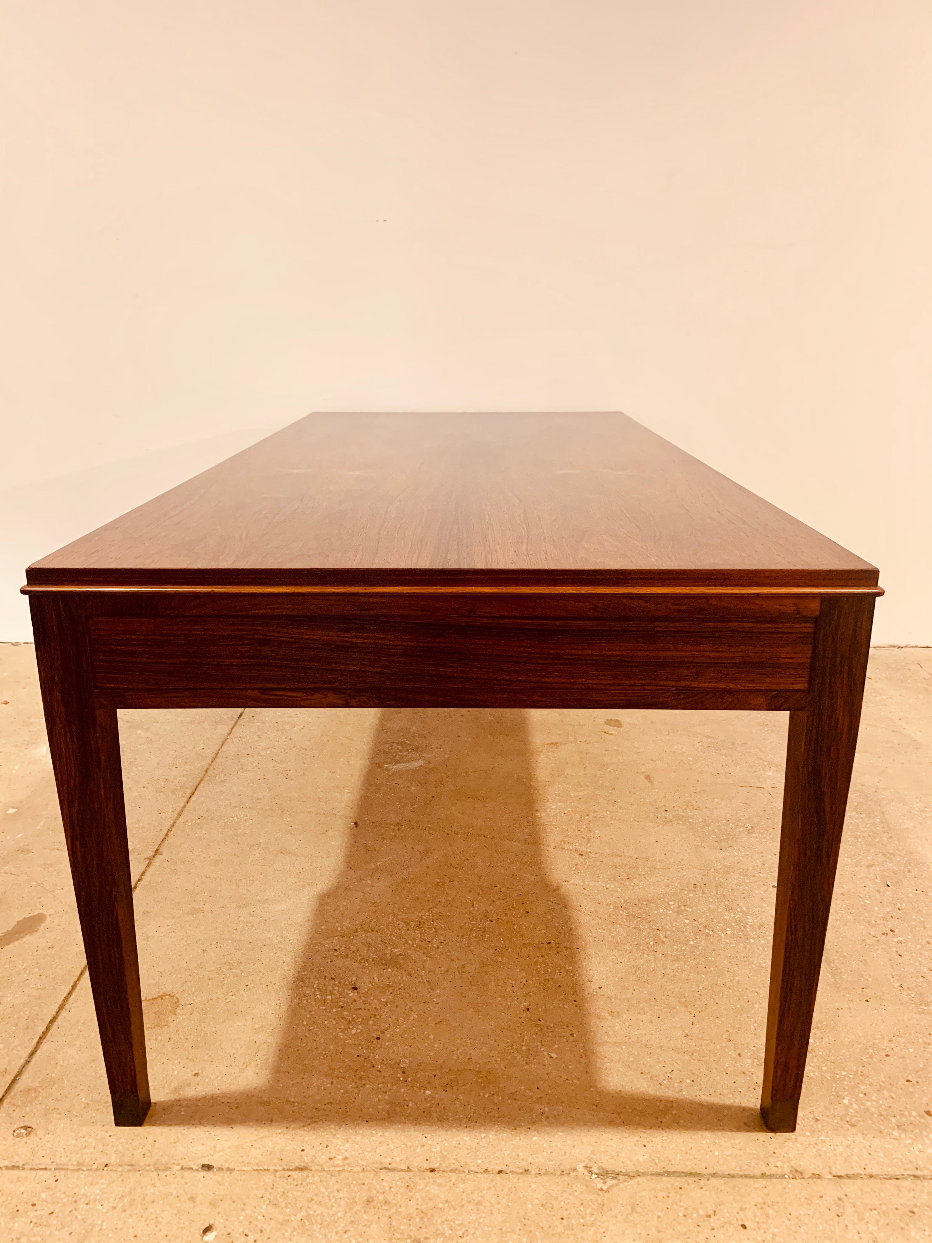 1960s Rosewood Frits Henningsen Danish Coffee Table For Sale 4