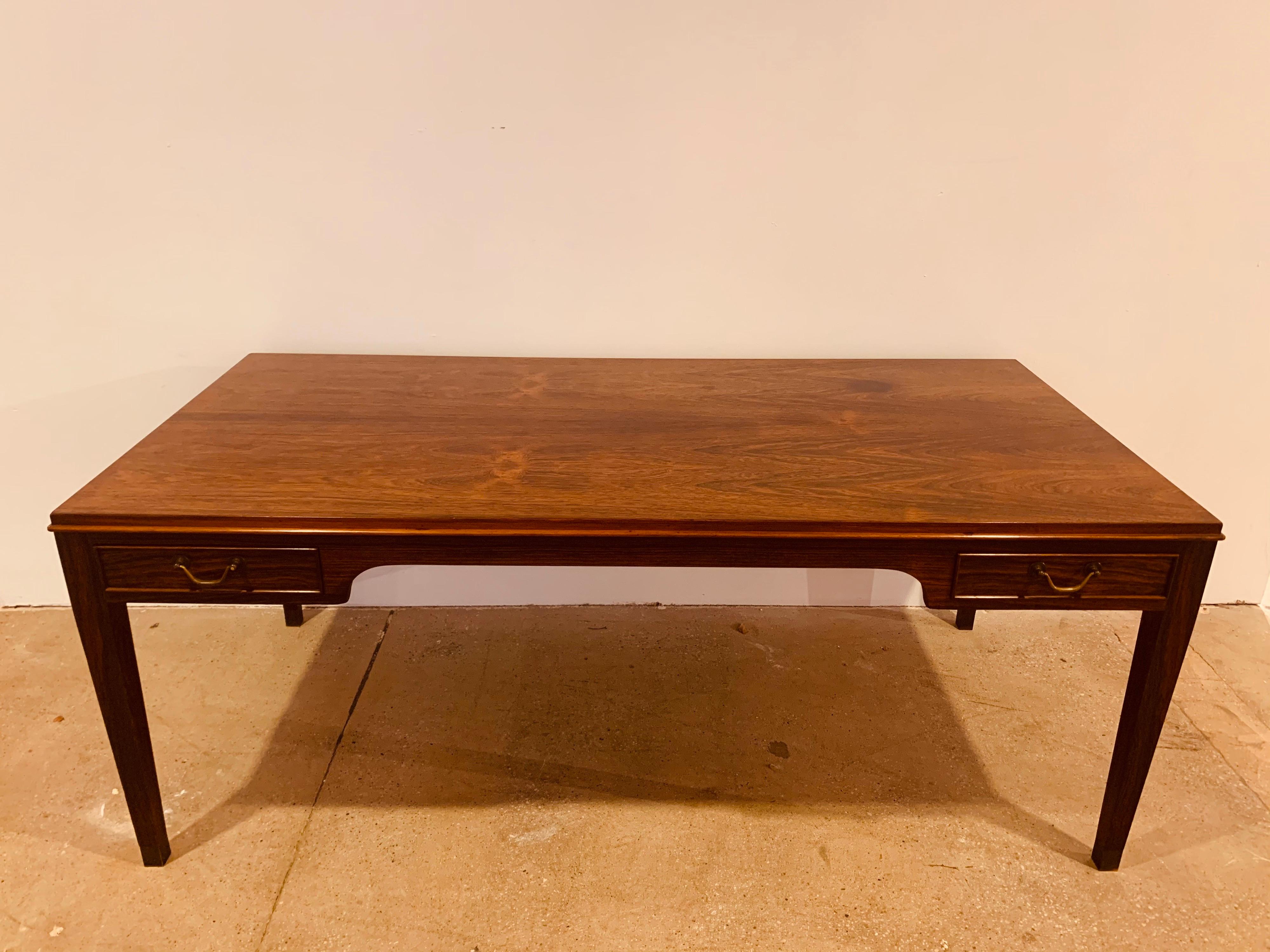 Table basse danoise Frits Henningsen en bois de rose des années 1960 en vente 12