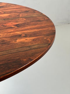 Mesa de comedor italiana de palisandro de los años 60, mod.522, diseñada por G.Frattini para Bernini