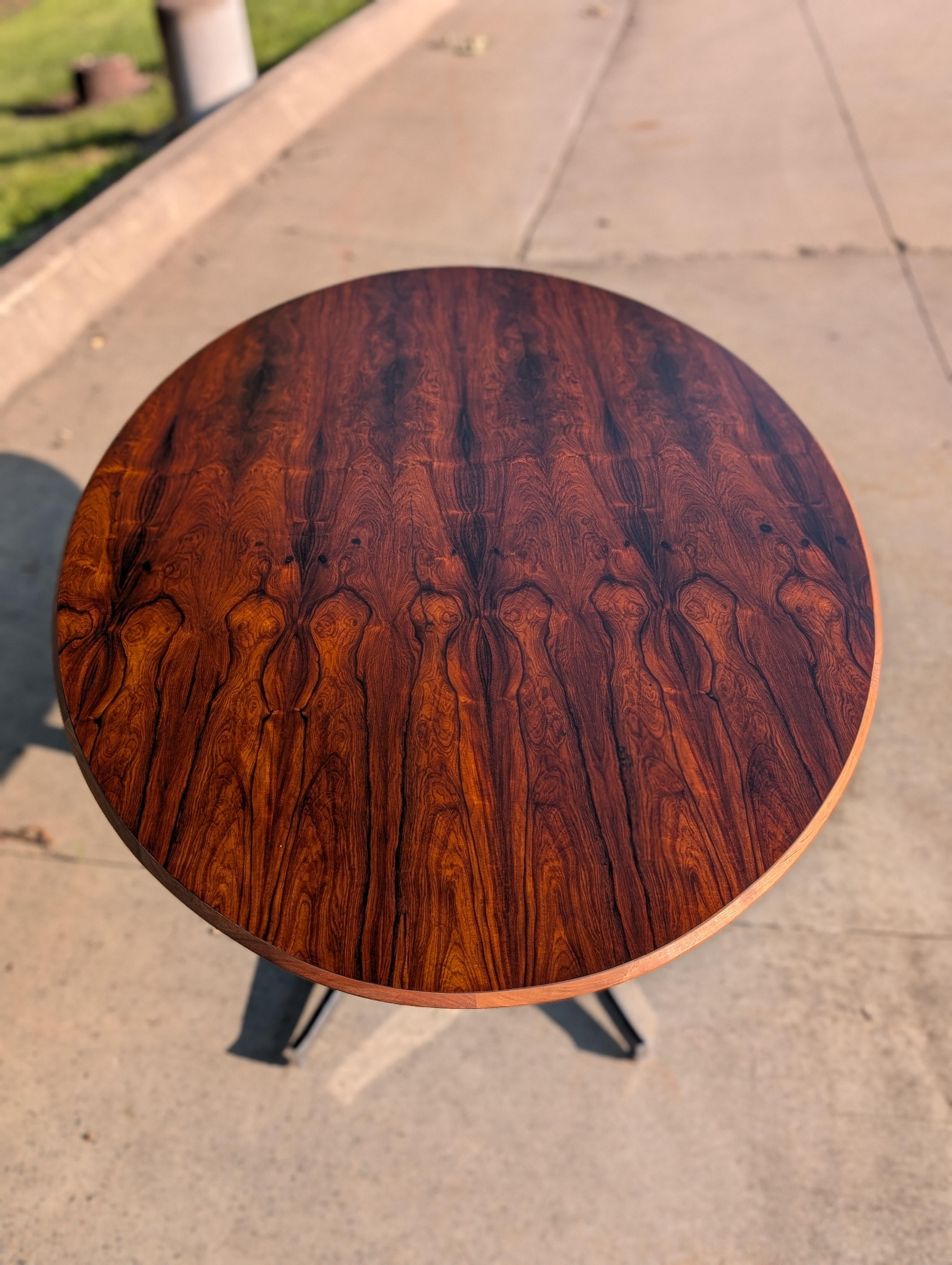1960s Rosewood Oval Table in the Style of Florence Knoll For Sale 5