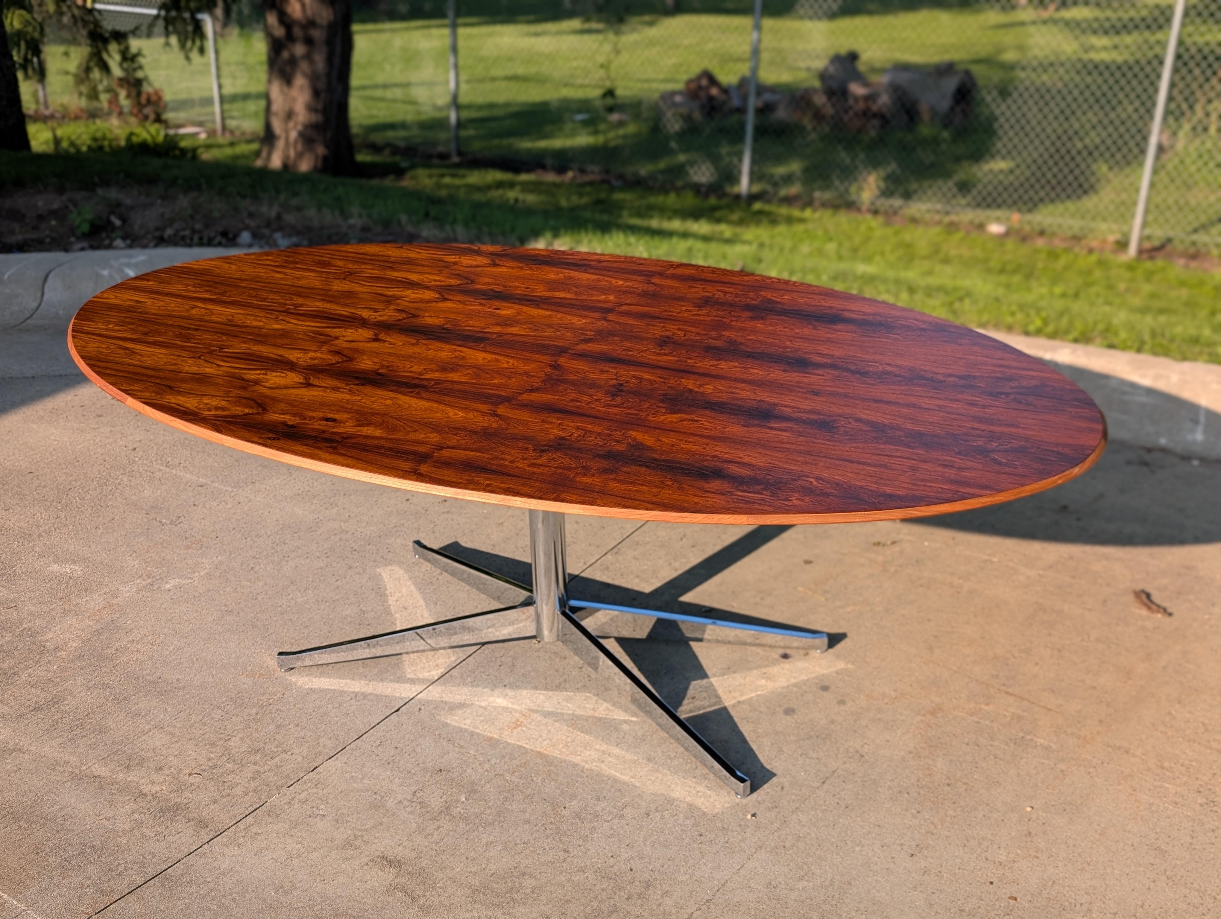 1960s Rosewood Oval Table in the Style of Florence Knoll For Sale 8