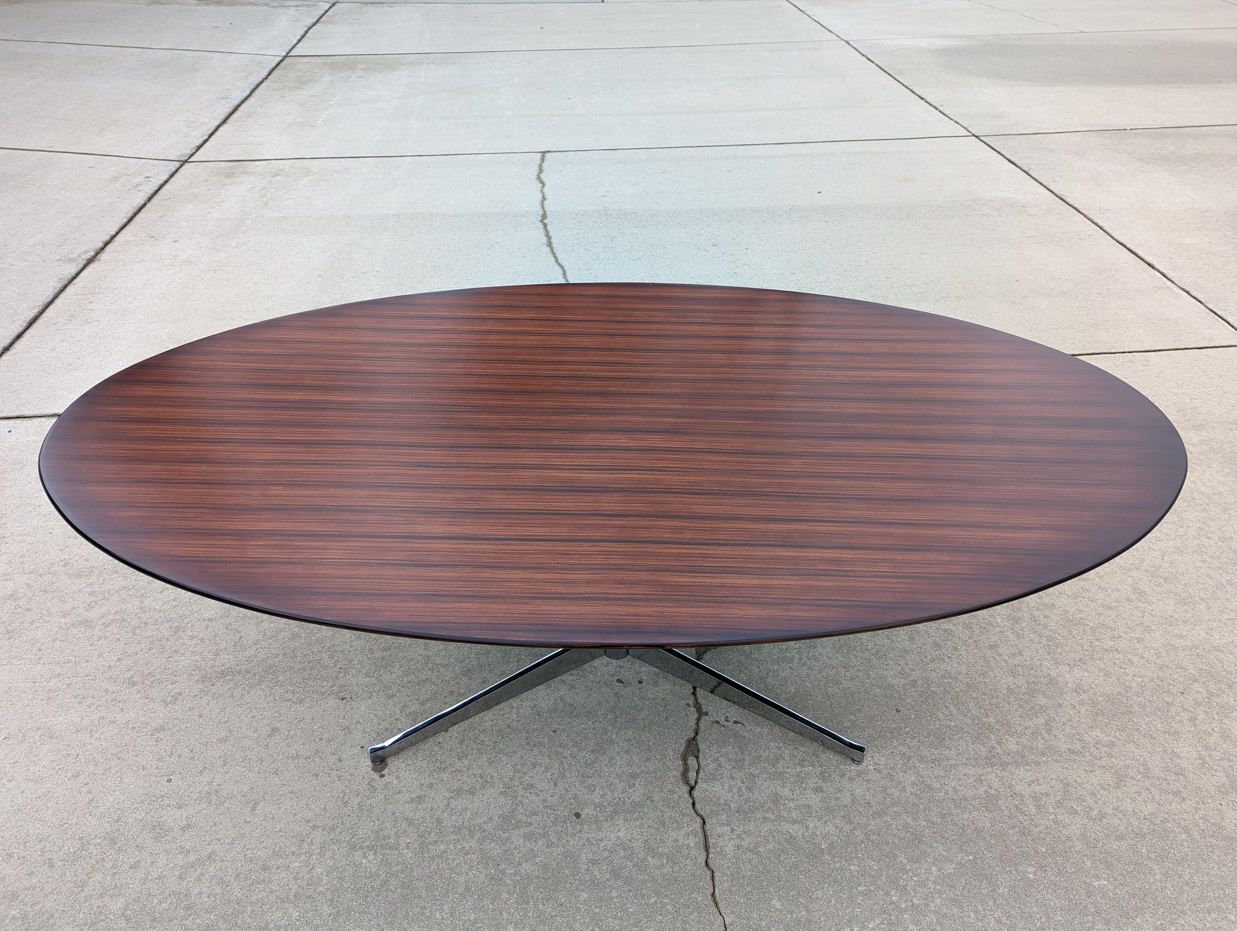 Mid-Century Modern 1960s Rosewood Oval Table in the Style of Florence Knoll