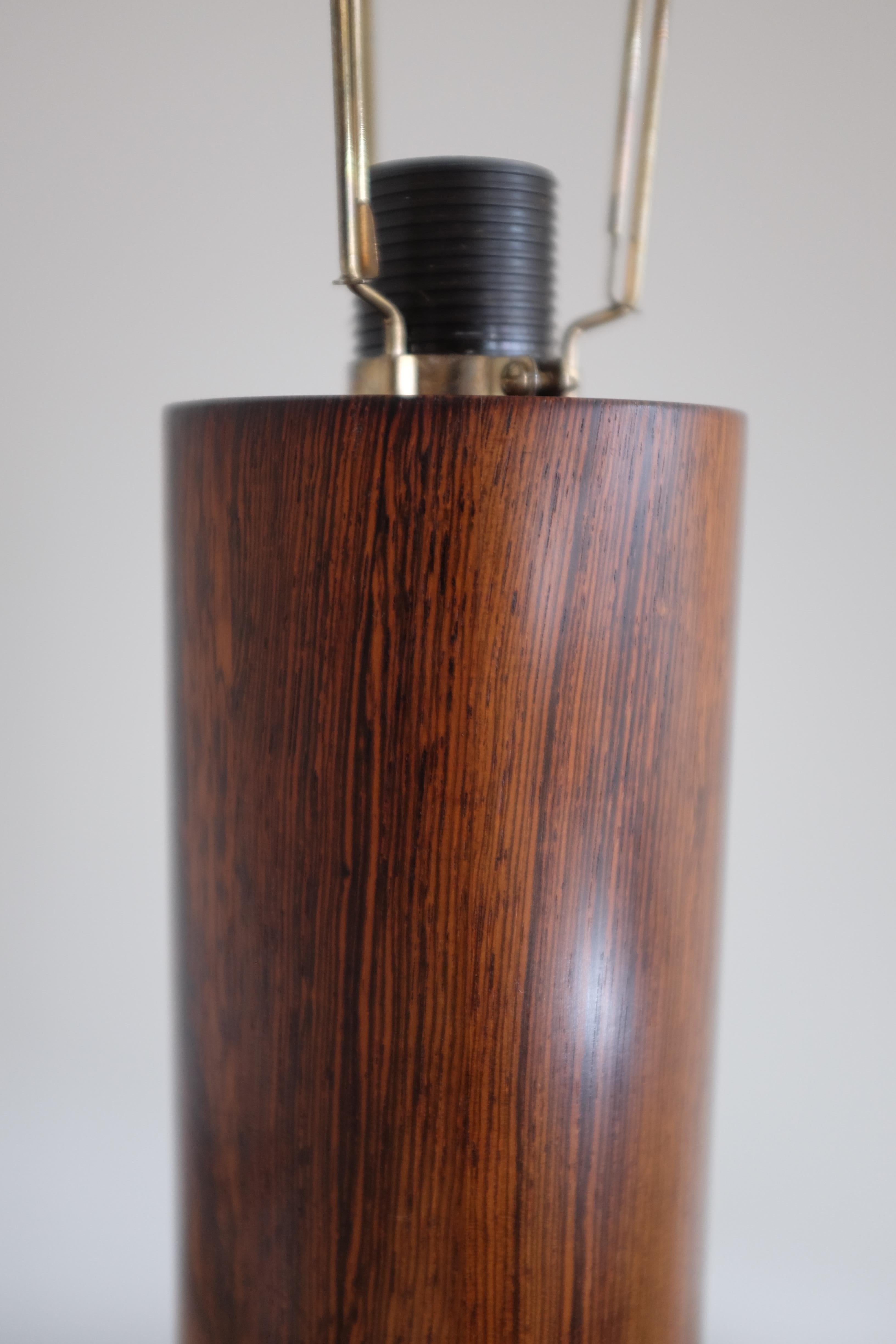 1960s Rosewood table lamp by Luxus In Good Condition For Sale In Brooklyn, NY