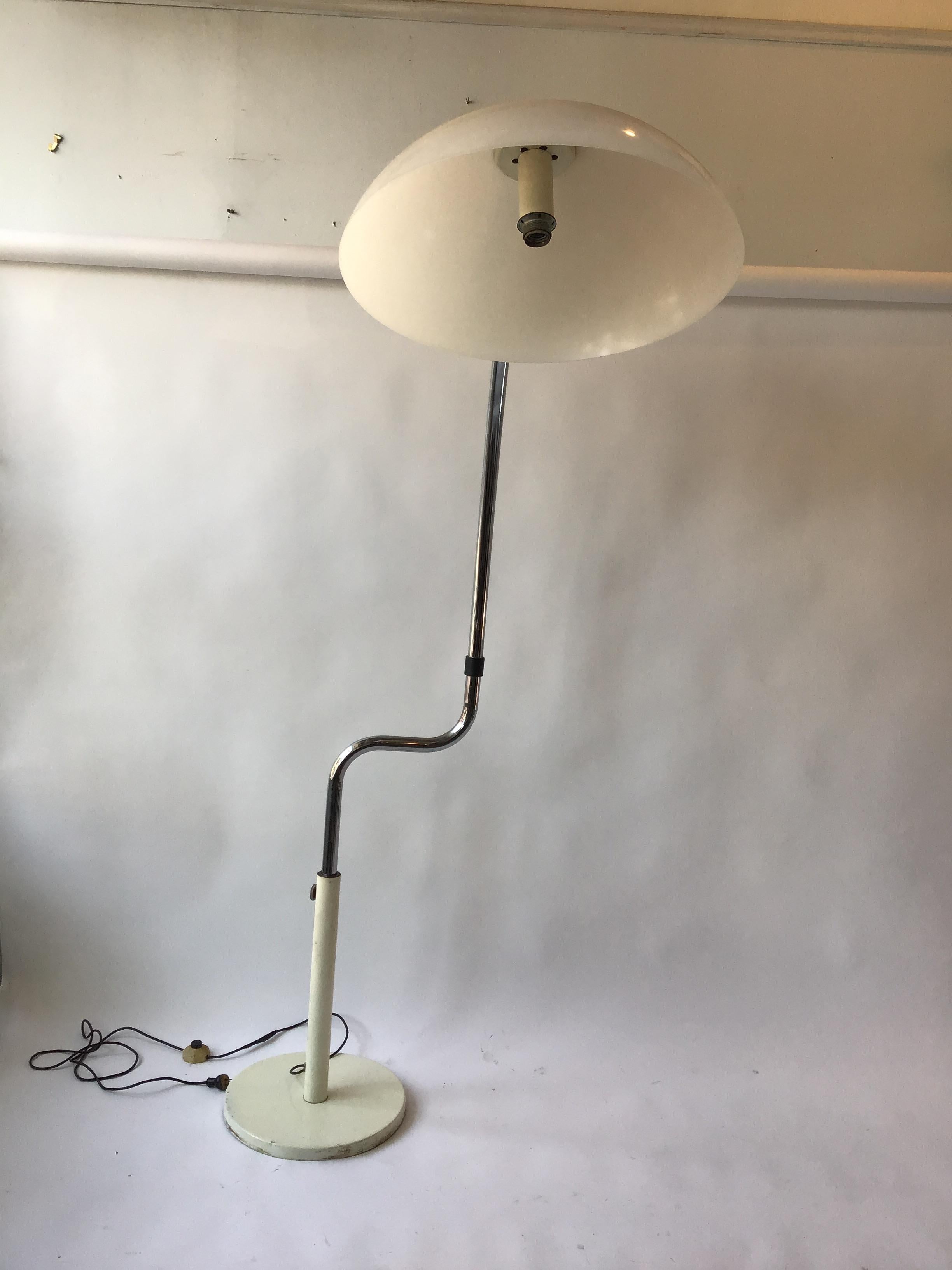 Mid-20th Century 1960s Rotating Chrome Floor Lamp