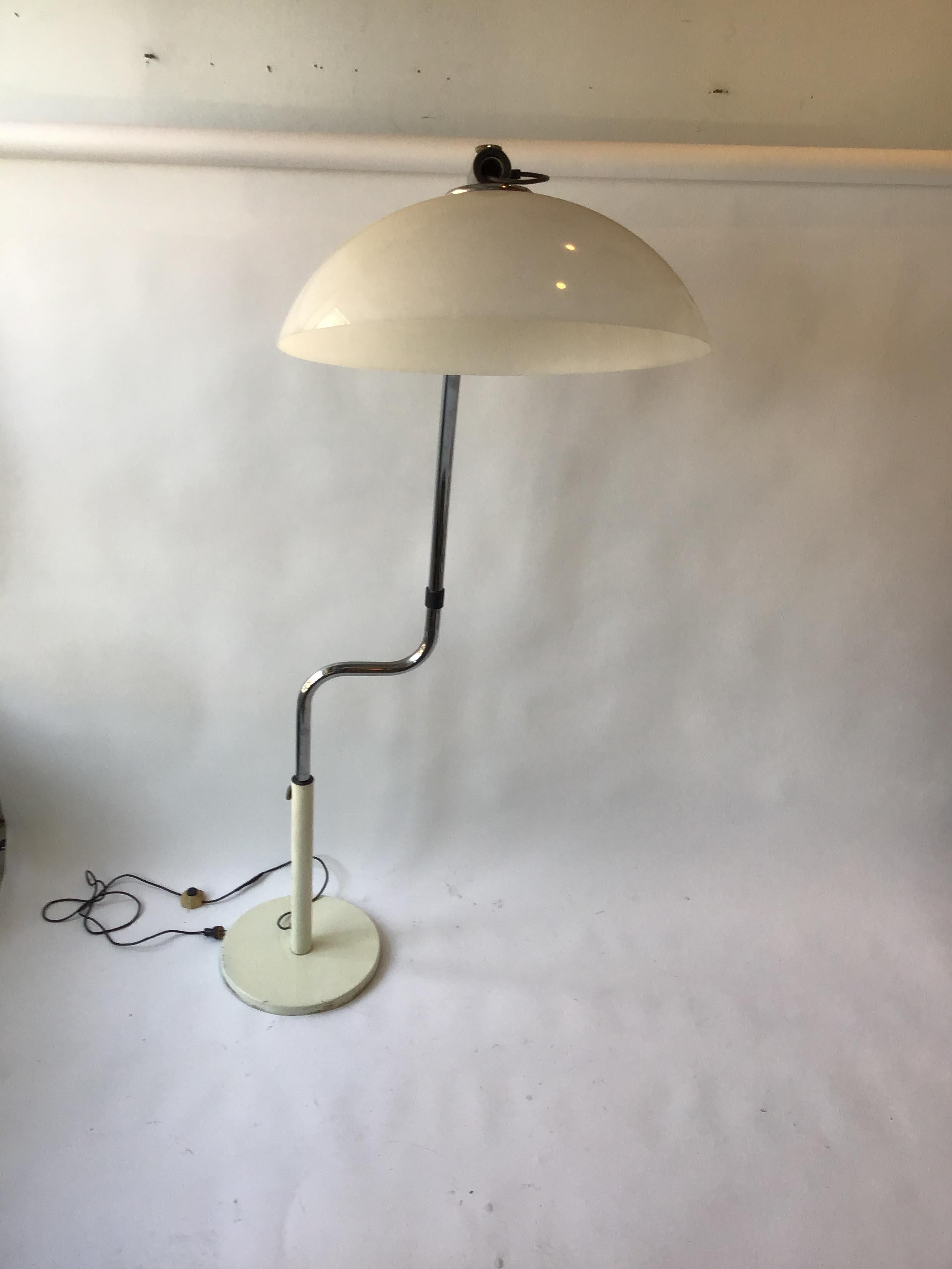 1960s Rotating Chrome Floor Lamp 1