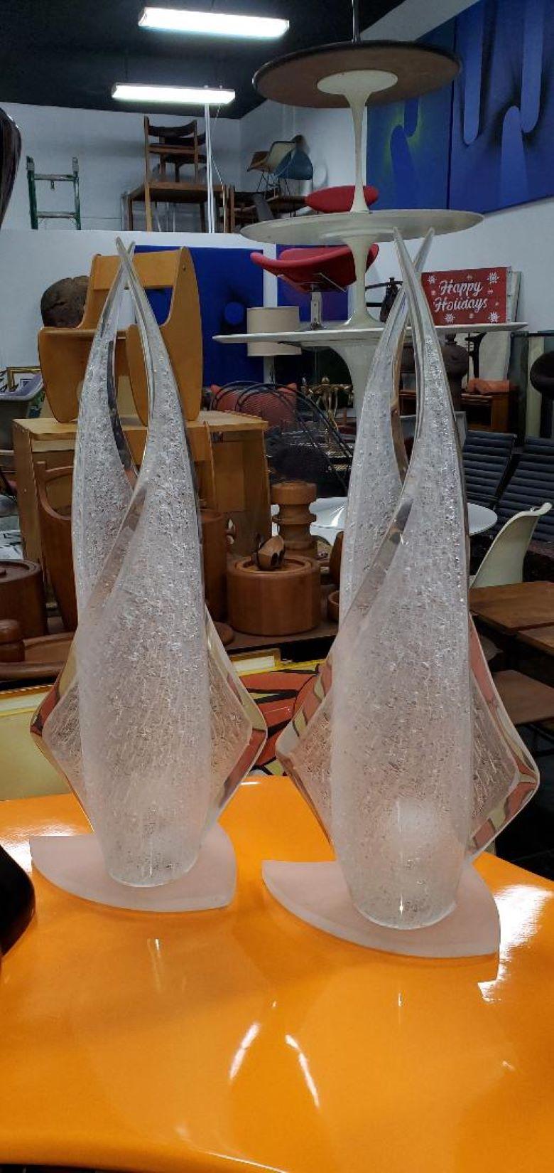 20th Century 1960s Rougier Lucite Water Beaded Free Form Hollywood Regency Table Lamps a Pair For Sale