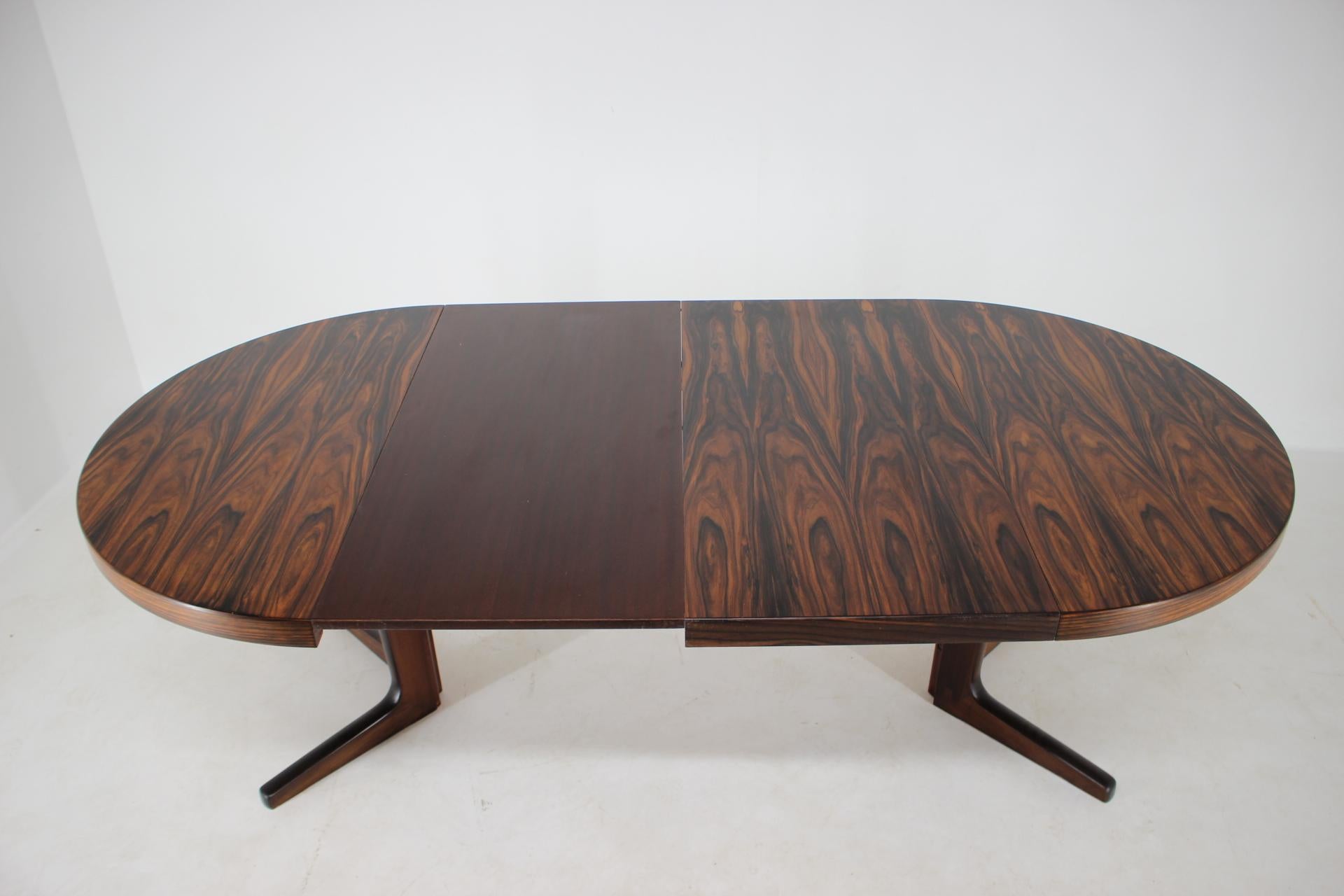 Mid-20th Century 1960s Round Palisander Extendable Dining Table, Denmark