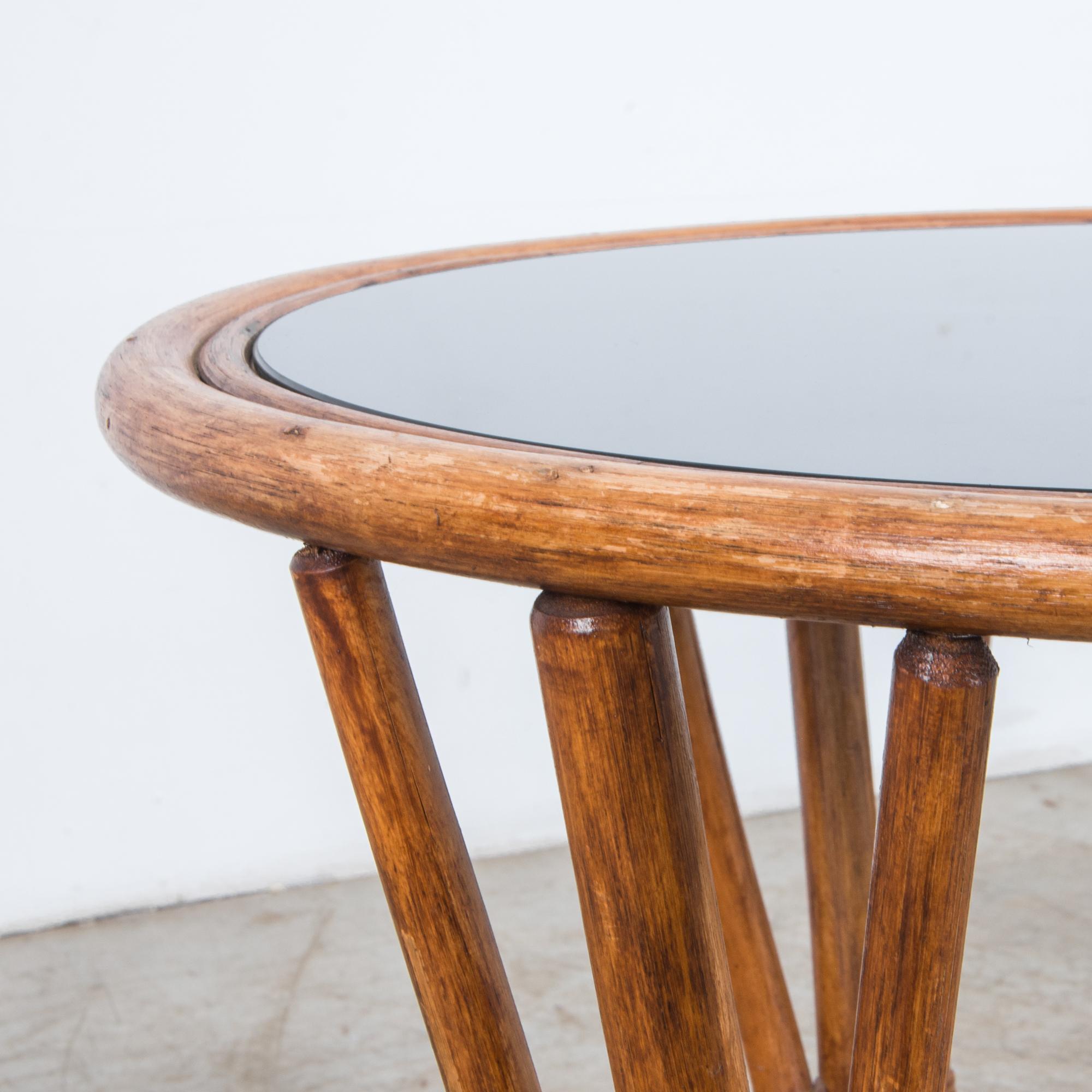 1960s Round Rattan Coffee Table In Good Condition In High Point, NC